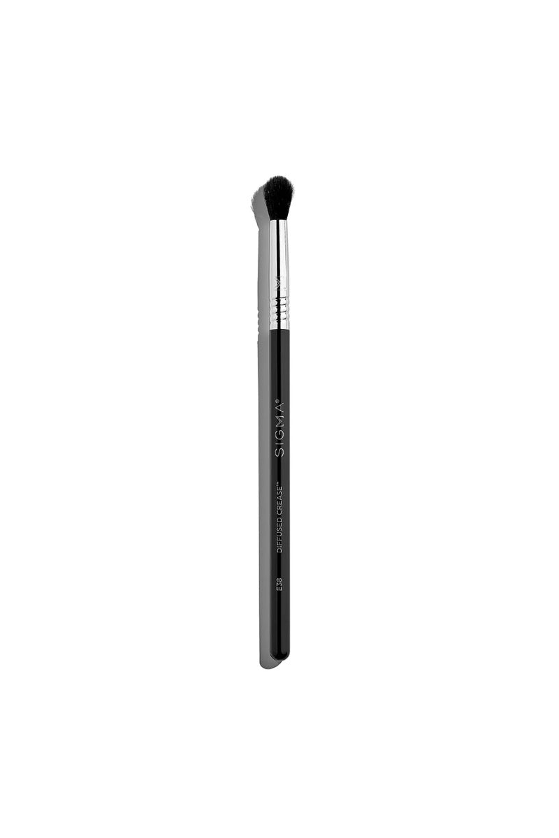 E38 Diffused Creaseª Brush
