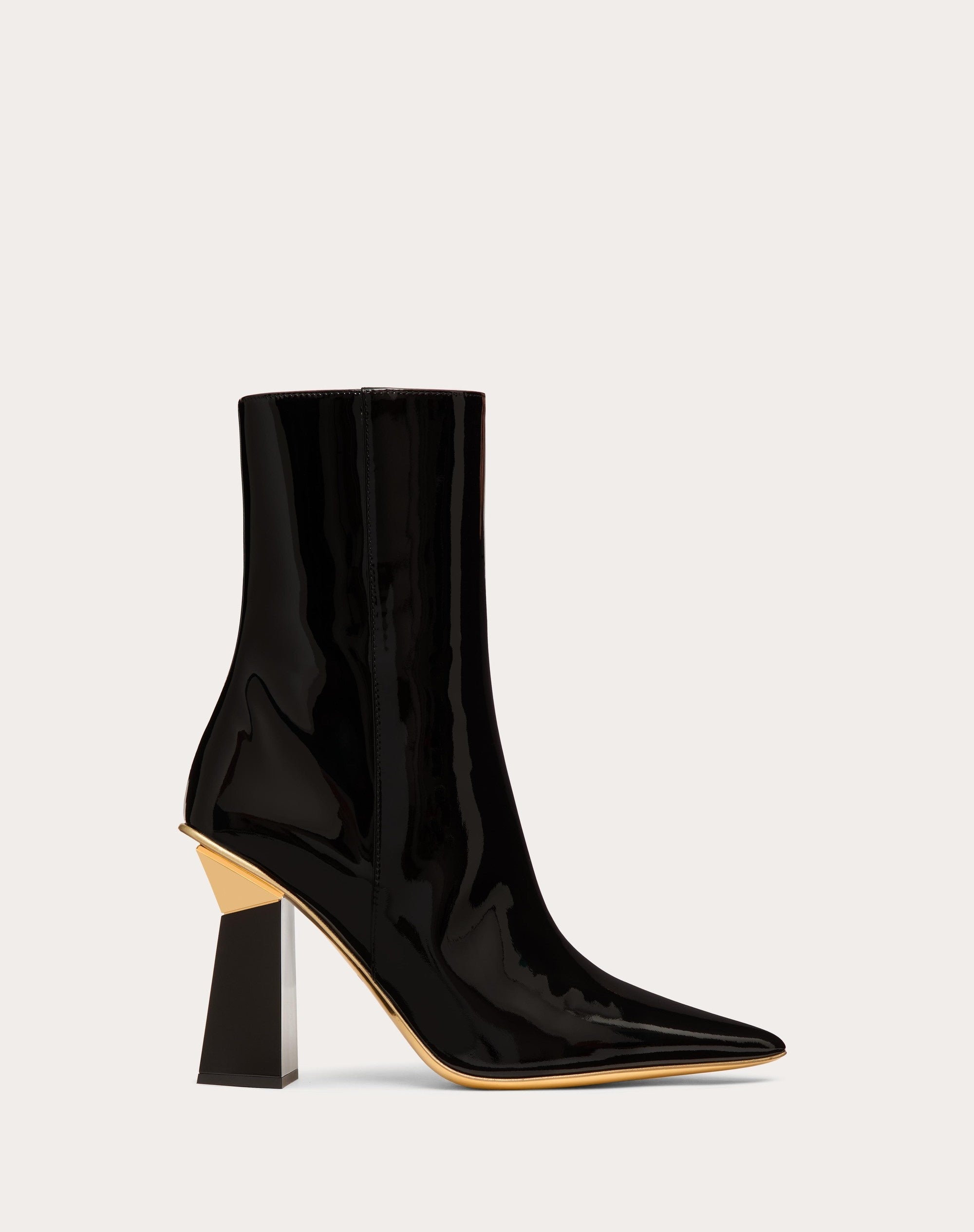 Valentino Garavani Black hyper one stud ankle boot in patent leather 105mm