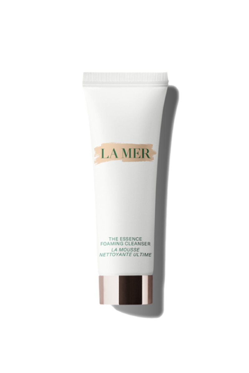 LA MER
THE ESSENCE FOAMING CLEANSER
1oz./30ml