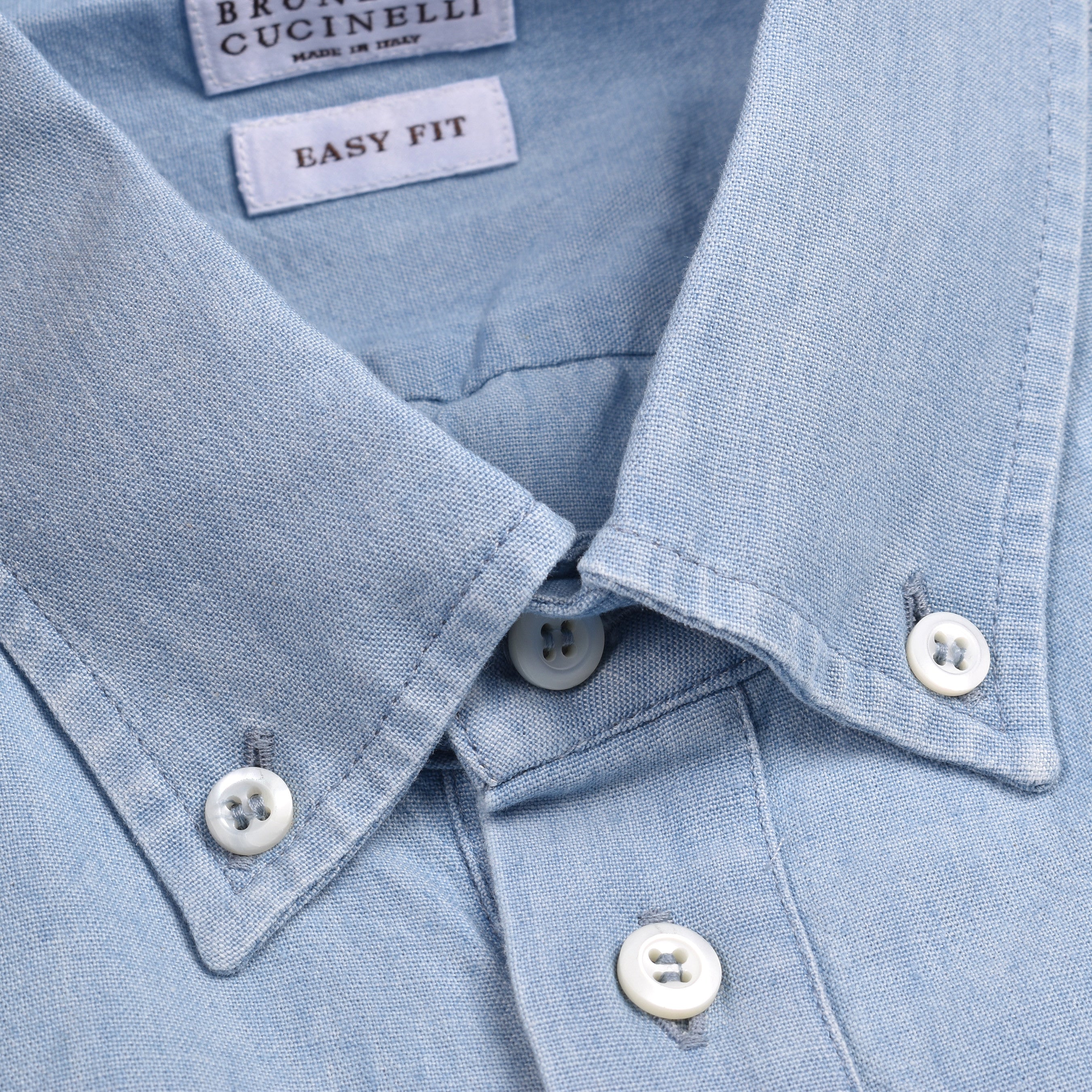 BRUNELLO CUCINELLI MEN'S LIGHT BLUE BUTTON-DOWN SHIRT