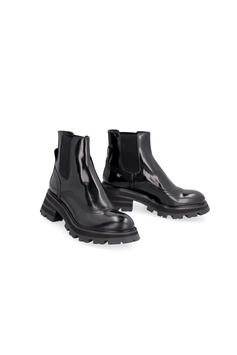Alexander McQueen Signature Platform Chelsea Boots in Black Leather