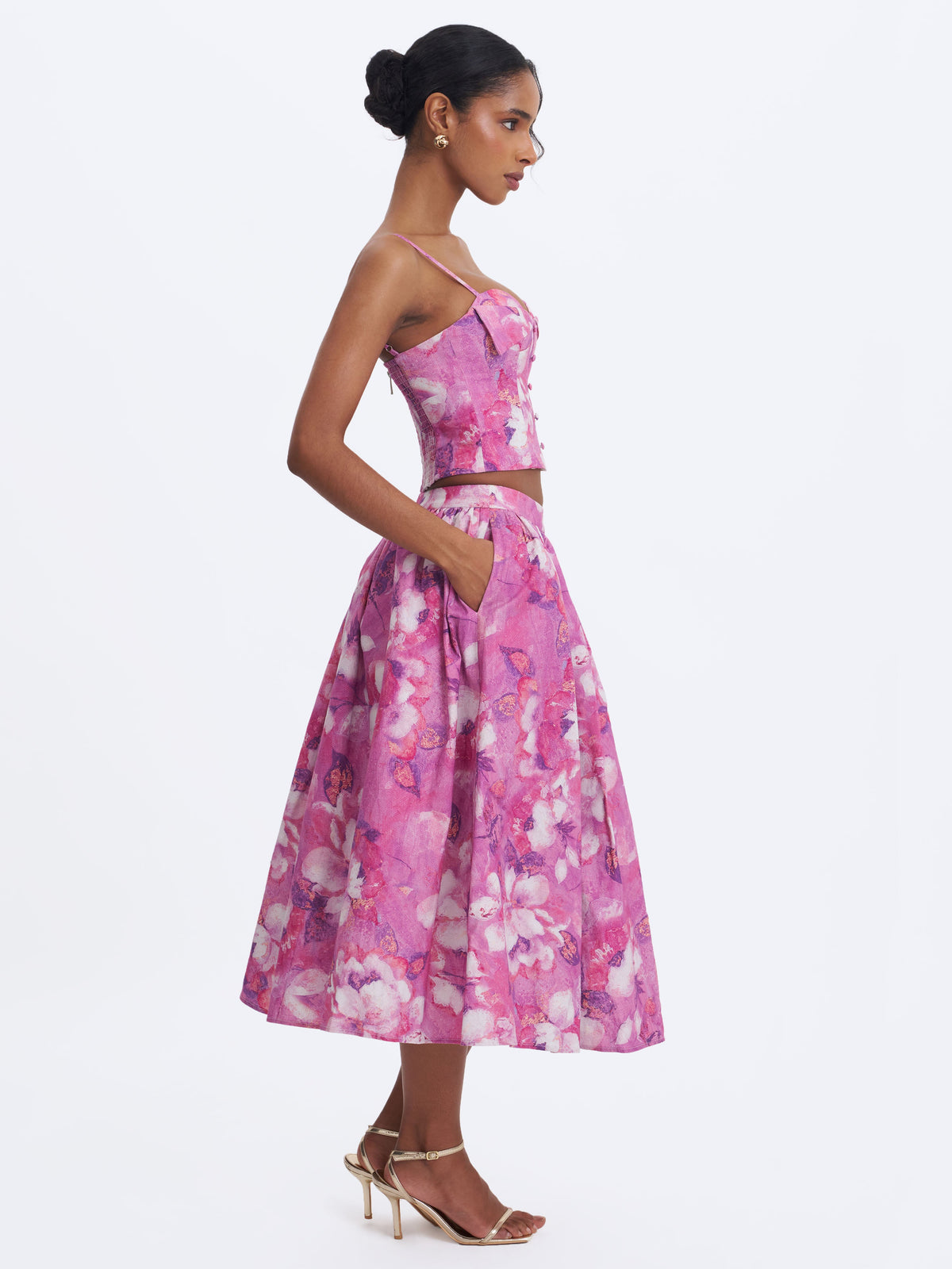 Xamira Blooming Magenta Linen Sweetheart Foldover Top