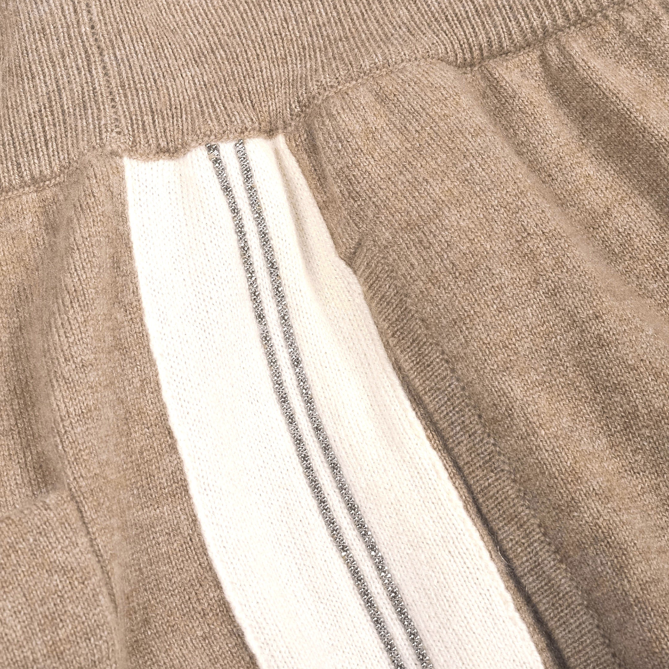 BRUNELLO CUCINELLI WOMEN'S 100% CASHMERE MONILI BEAD LINED BERMUDA STYLE SHORTS