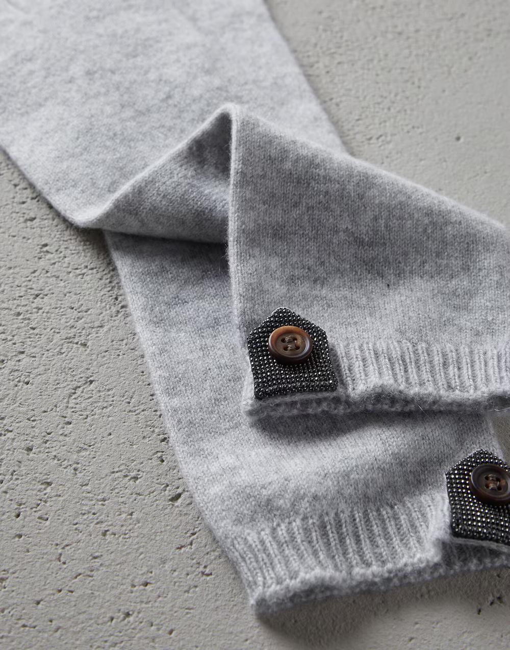 BRUNELLO CUCINELLI WOMEN'S LIGHT GREY CASHMERE GLOVES