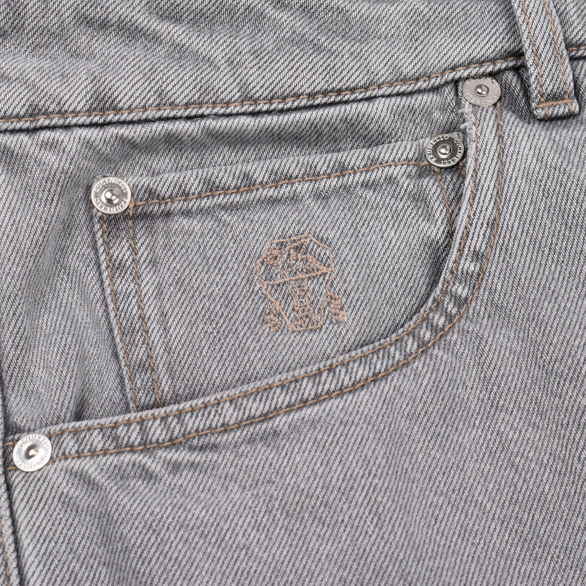 BRUNELLO CUCINELLI MEN'S LIGHT GREY DENIM TROUSERS