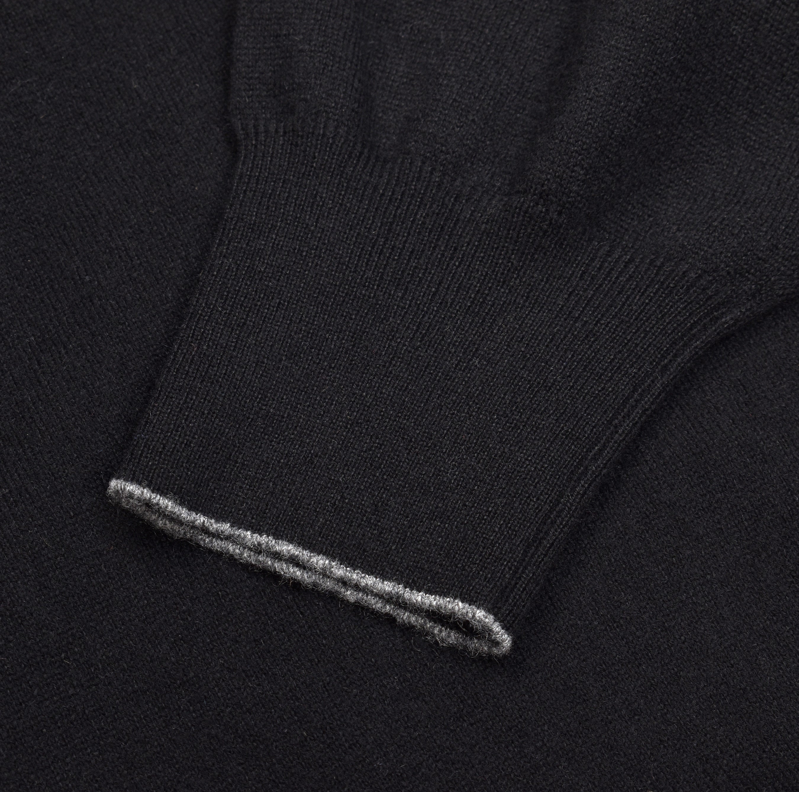 BRUNELLO CUCINELLI MEN'S 100% CASHMERE DEEP BLACK CASUAL TURTLENECK SWEATER