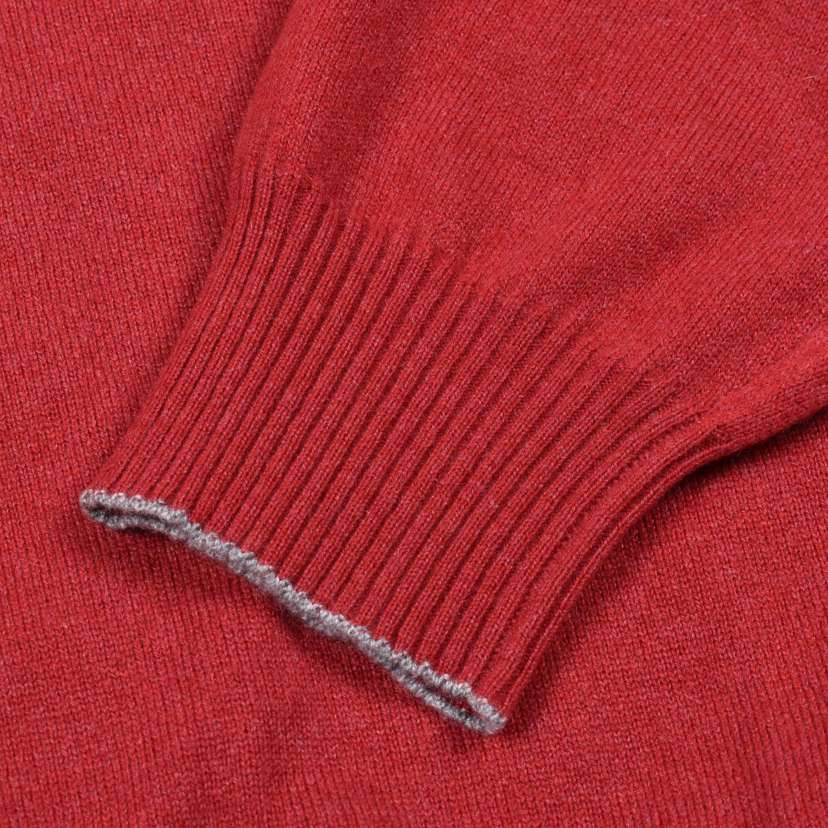 BRUNELLO CUCINELLI MEN'S 100% CASHMERE TURTLUE NECK SWEATER