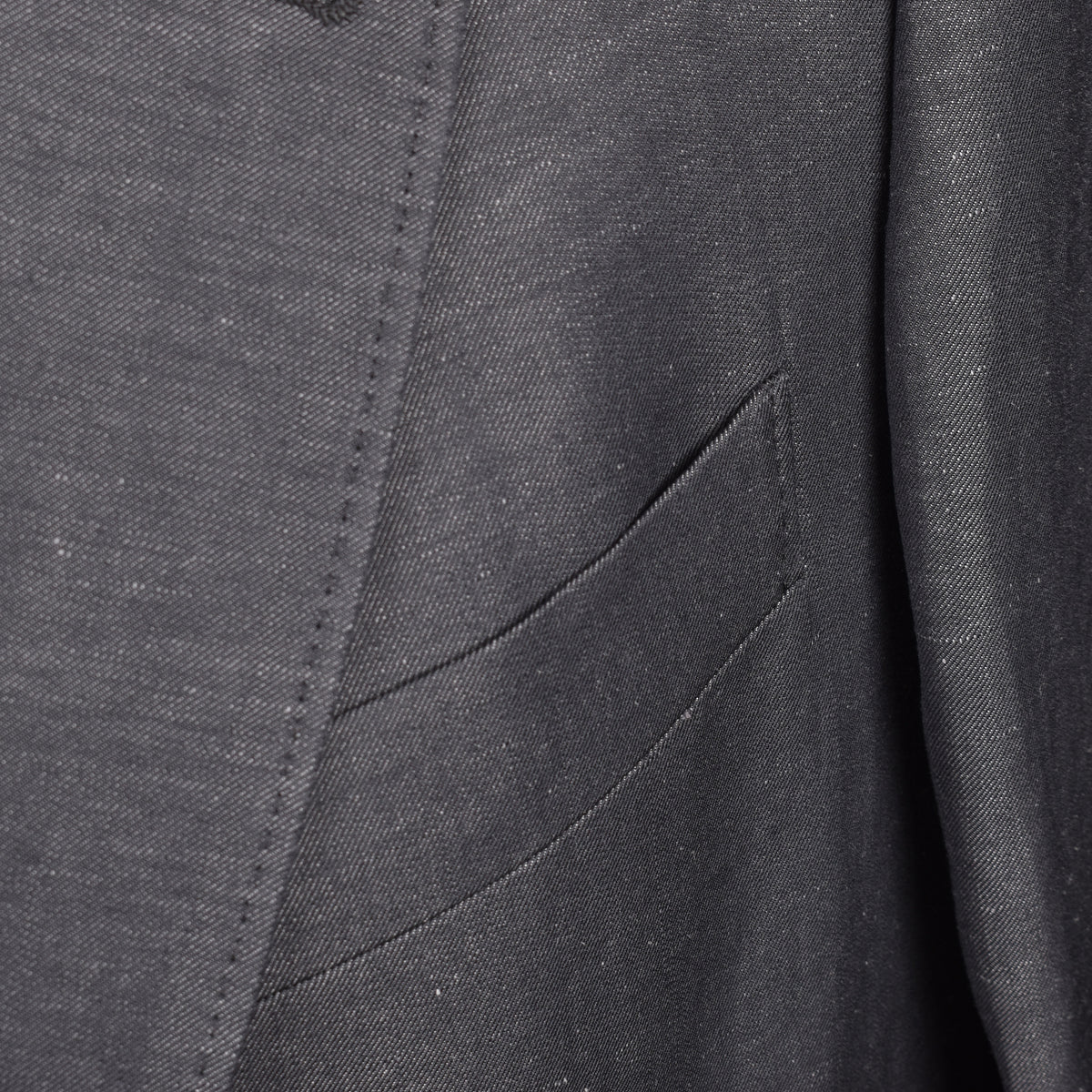 BRUNELLO CUCINELLI MEN'S DARK GREY WOOL LINEN SUIT