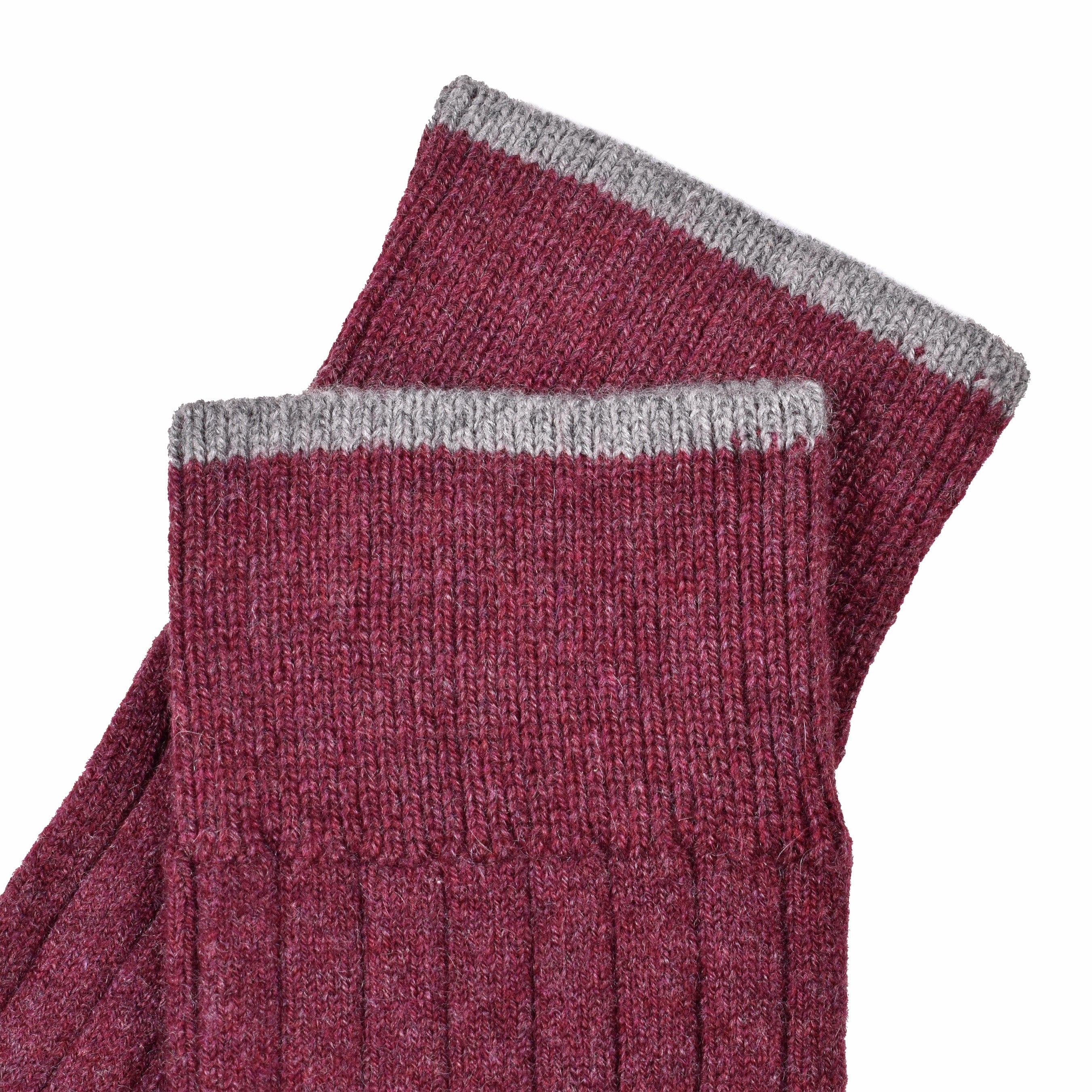 BRUNELLO CUCINELLI MEN'S BURGUNDY CASHMERE KNEE-HIGH SOCKS