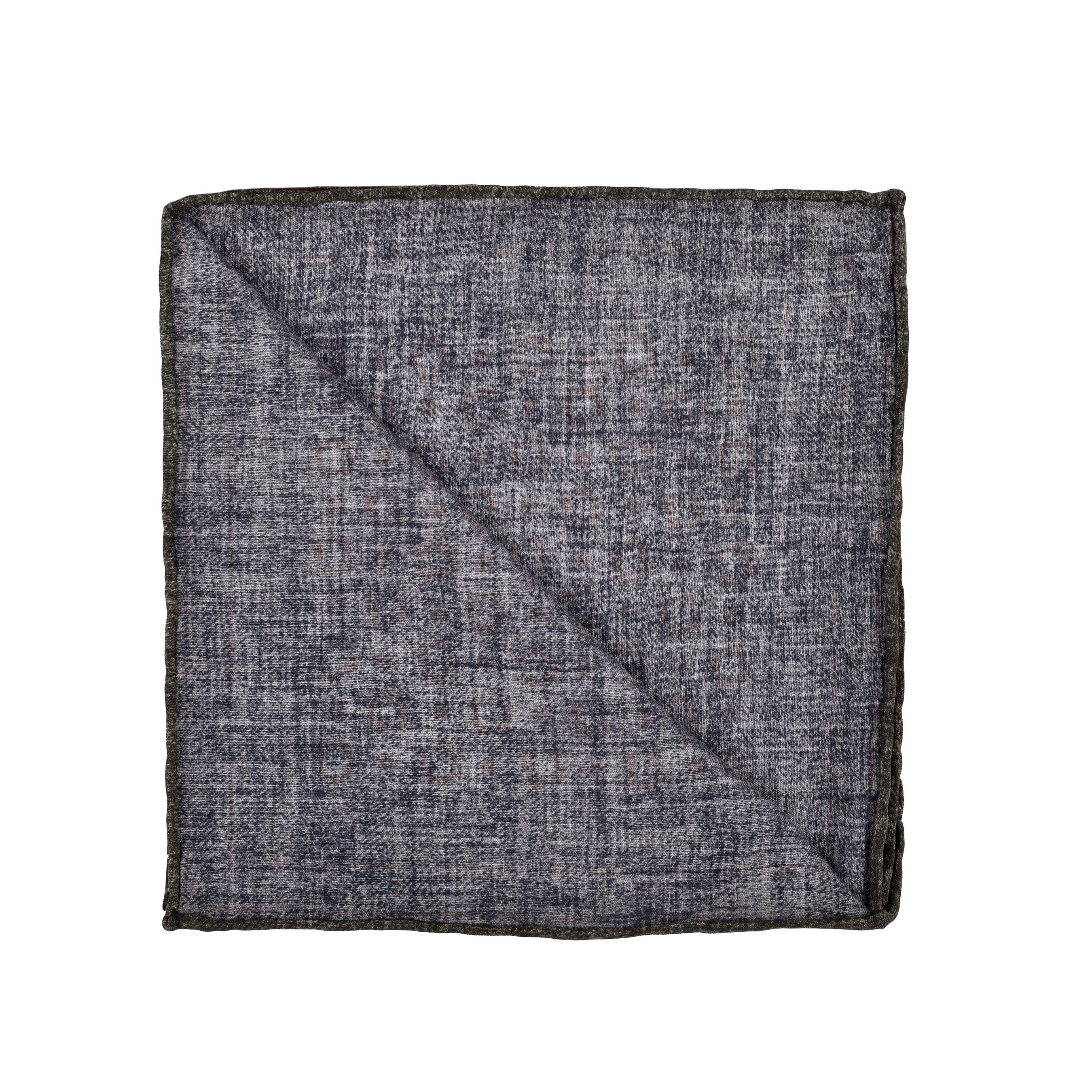 BRUNELLO CUCINELLI MEN'S 100% SILK POCKET SQUARE