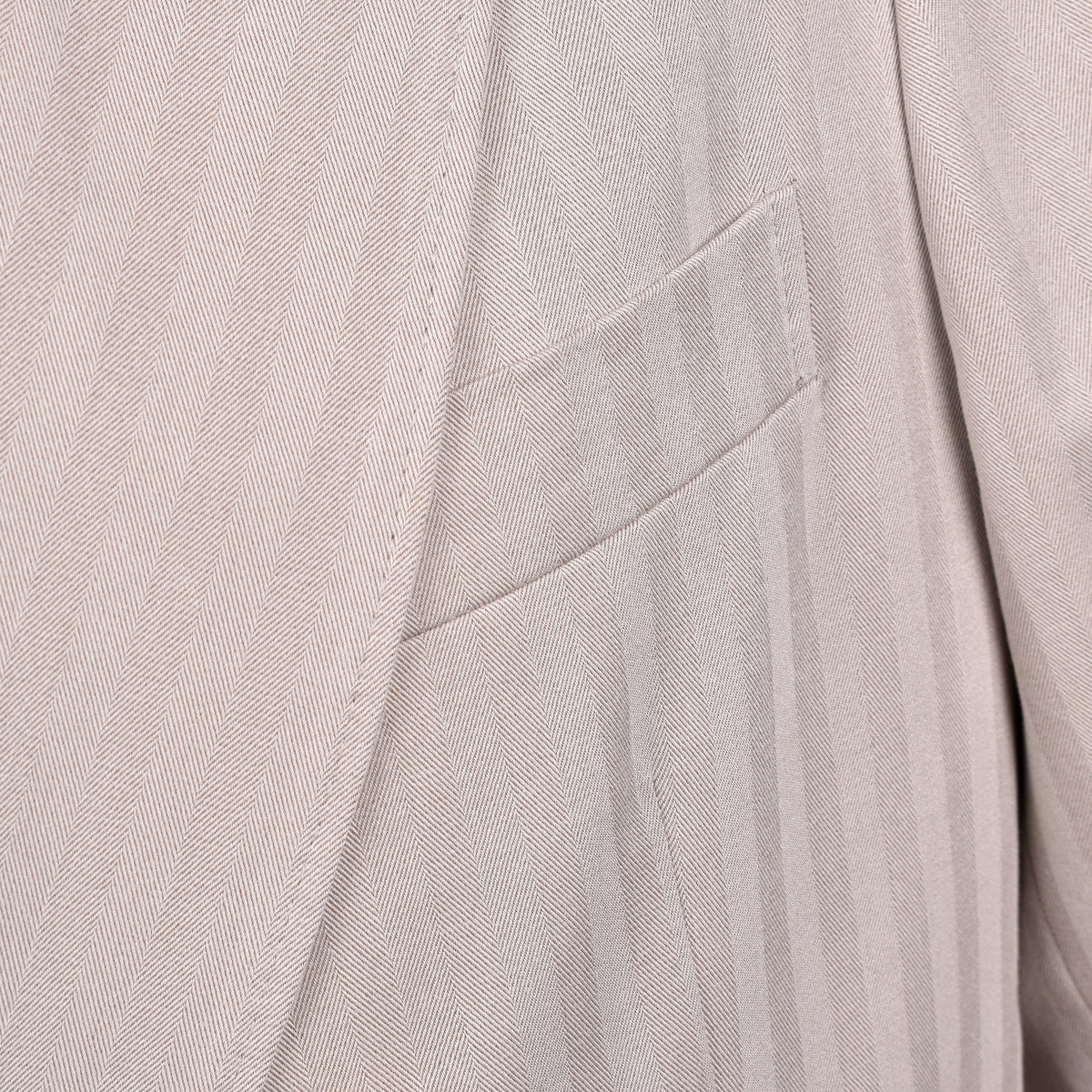 BRUNELLO CUCINELLI MEN'S LIGHT TAUPE DOUBLE BREASTED SUIT
