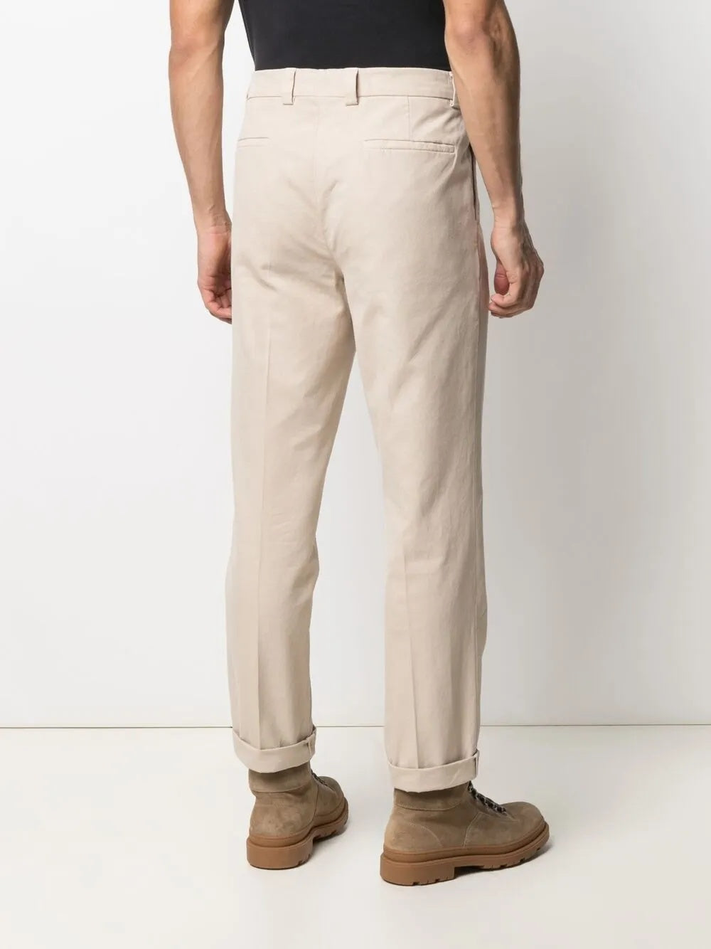 BRUNELLO CUCINELLI MEN'S BEIGE TAILORED TROUSERS WITH CUFFS