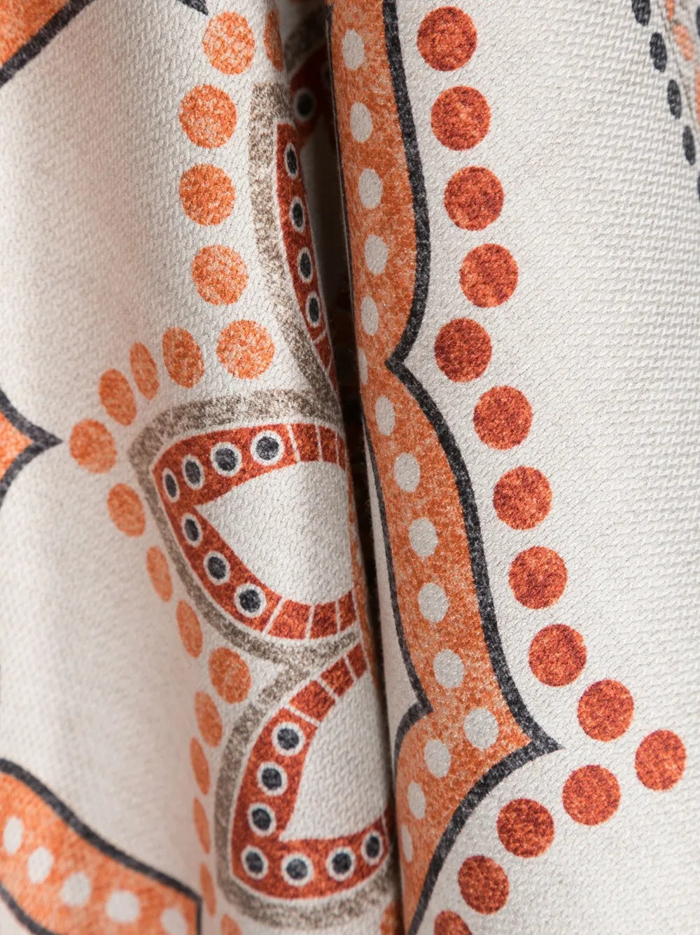 BRUNELLO CUCINELLI MEN'S CREAM AND ORANGE PATTERNED POCKETSQUARE