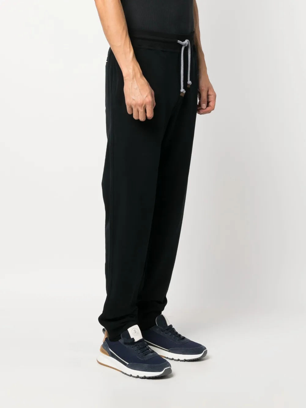 BRUNELLO CUCINELLI MEN'S BLACK DRAWSTRING RELAXED TROUSERS