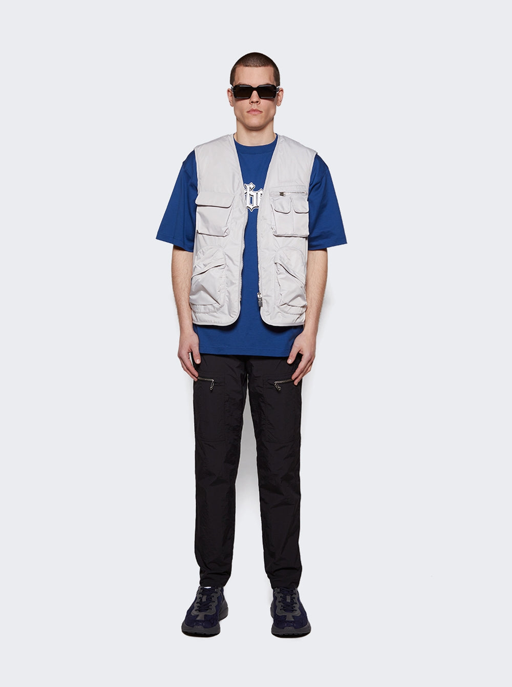GIVENCHY MEN'S LIGHT GREY MULTIPOCKET VEST