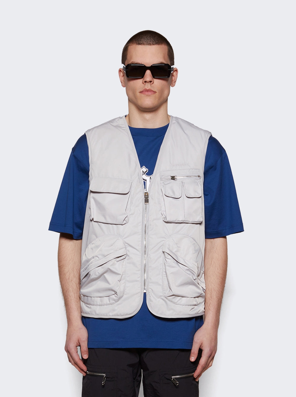 GIVENCHY MEN'S LIGHT GREY MULTIPOCKET VEST