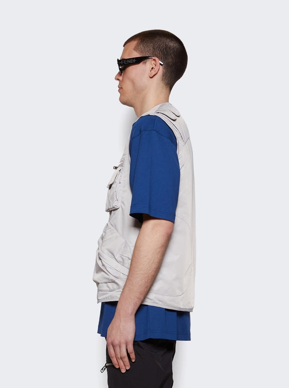 GIVENCHY MEN'S LIGHT GREY MULTIPOCKET VEST