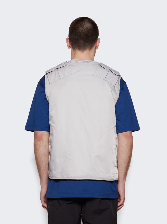 GIVENCHY MEN'S LIGHT GREY MULTIPOCKET VEST