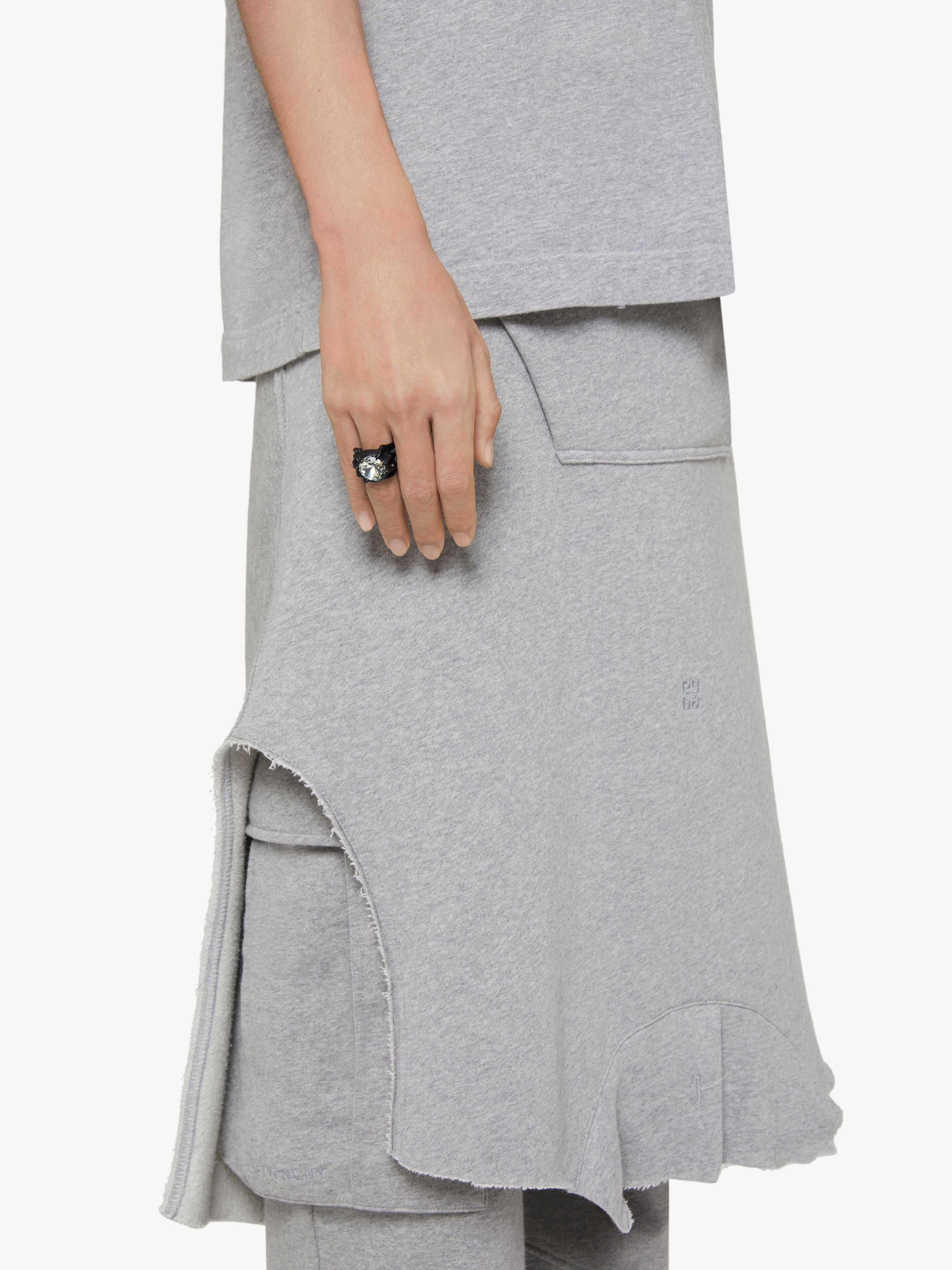 GIVENCHY MEN'S G SKULL GIVENCHY CRYSTAL RING NWT