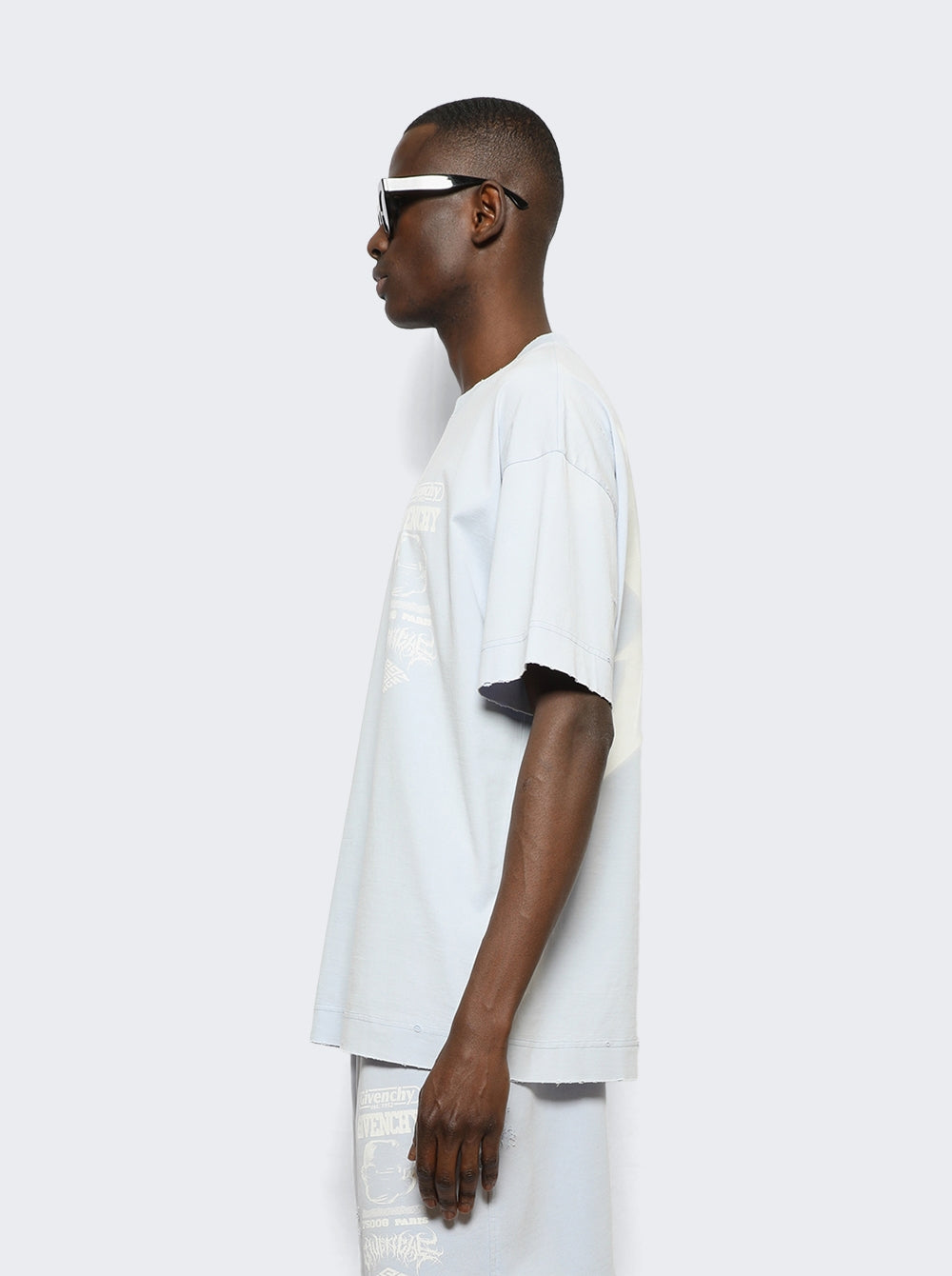 GIVENCHY MEN'S STANDARD SHORT SLEEVE BASE NWT