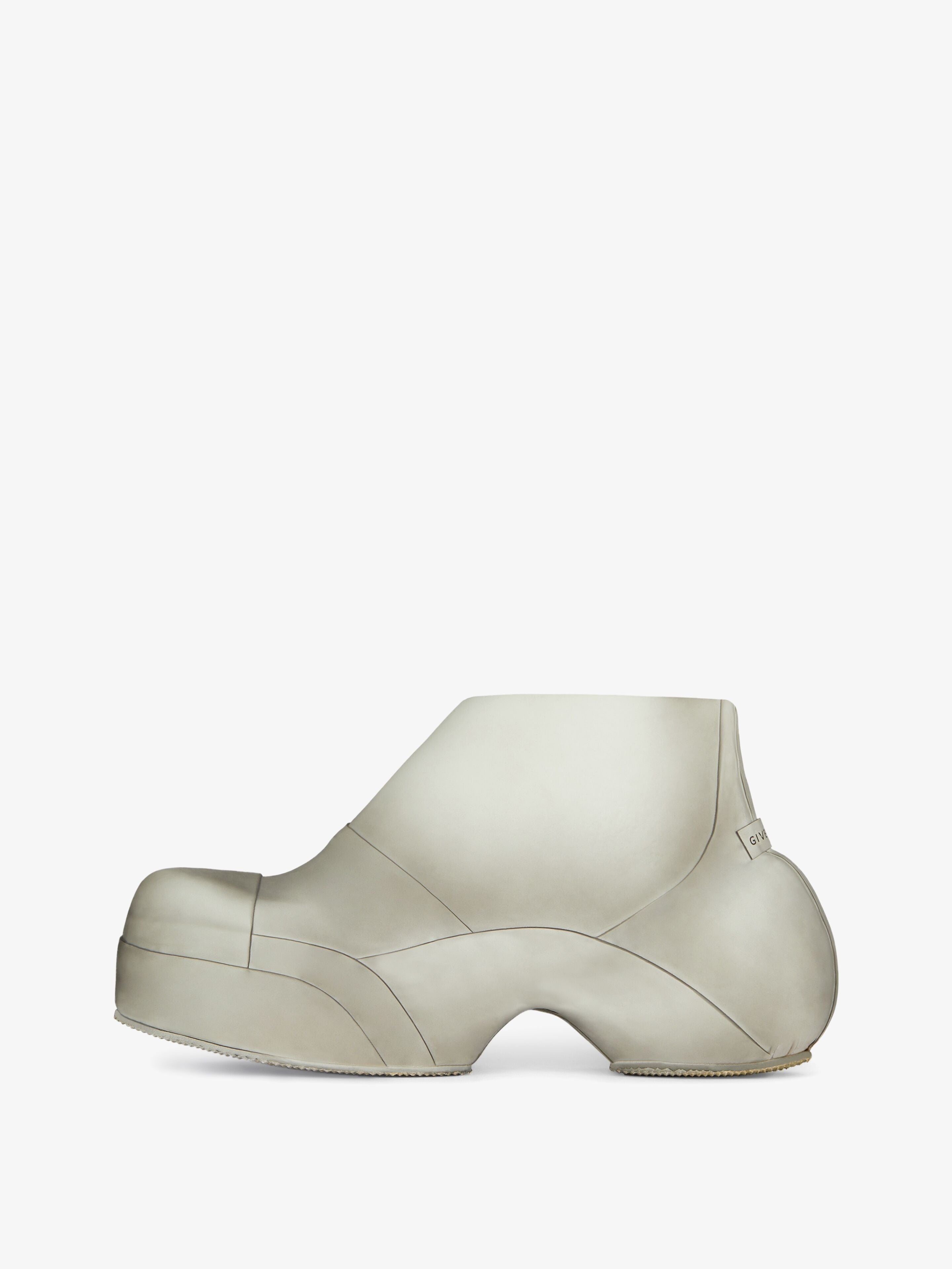 GIVENCHY MEN'S SHOW ANKLE RAINBOOT NWT