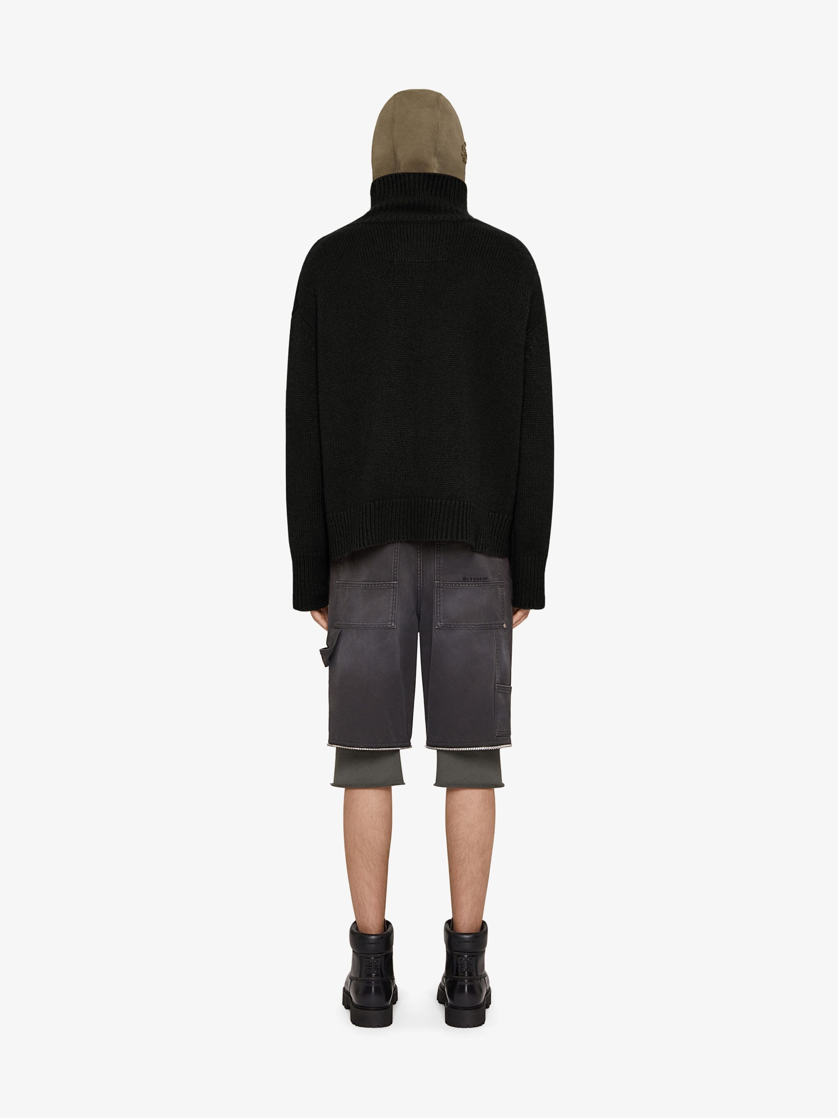 GIVENCHY MEN'S BLACK OVERSIZED TURTLENECK SWEATER