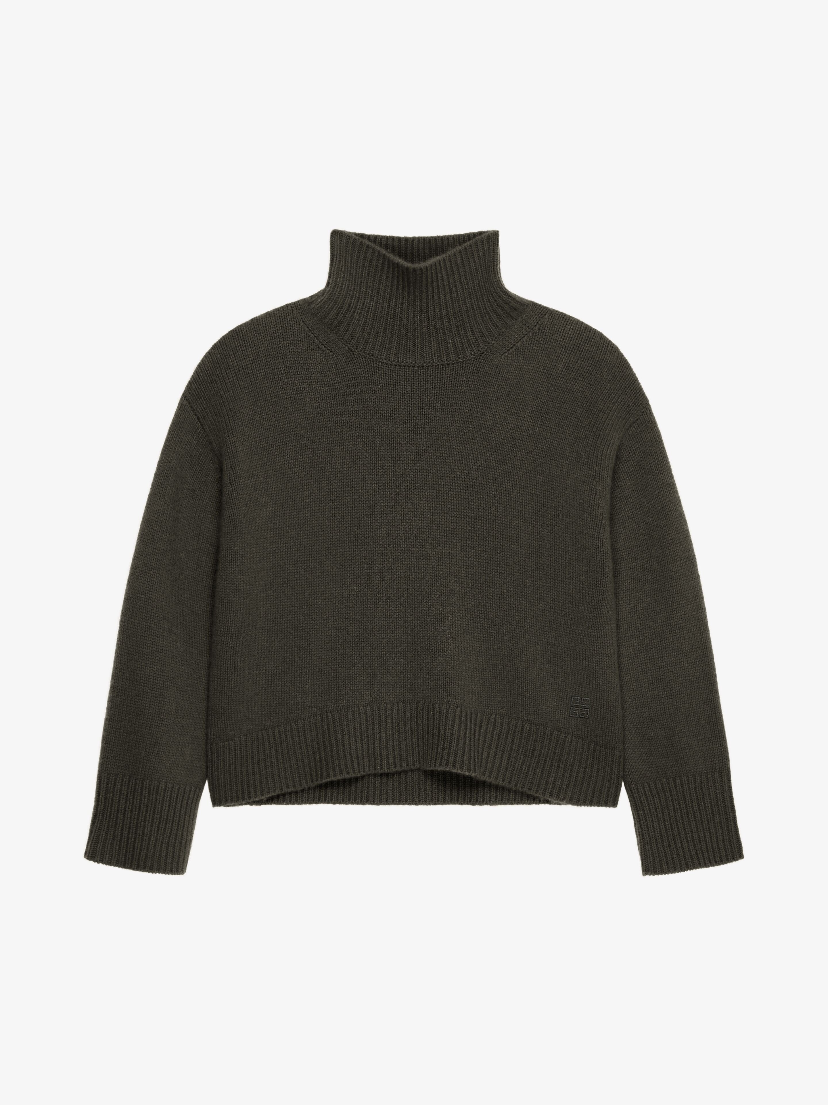 GIVENCHY MEN'S MILITARY GREEN OVERSIZED TURTLENECK SWEATER