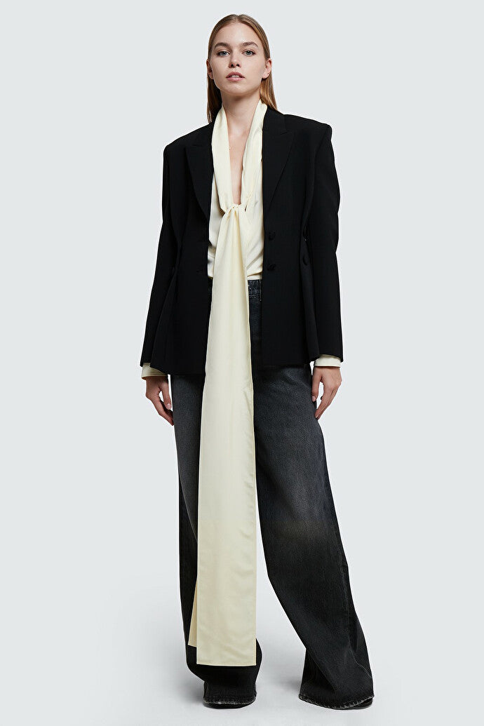 GIVENCHY WOMEN'S BLACK TAILORED BUTTON JACKET