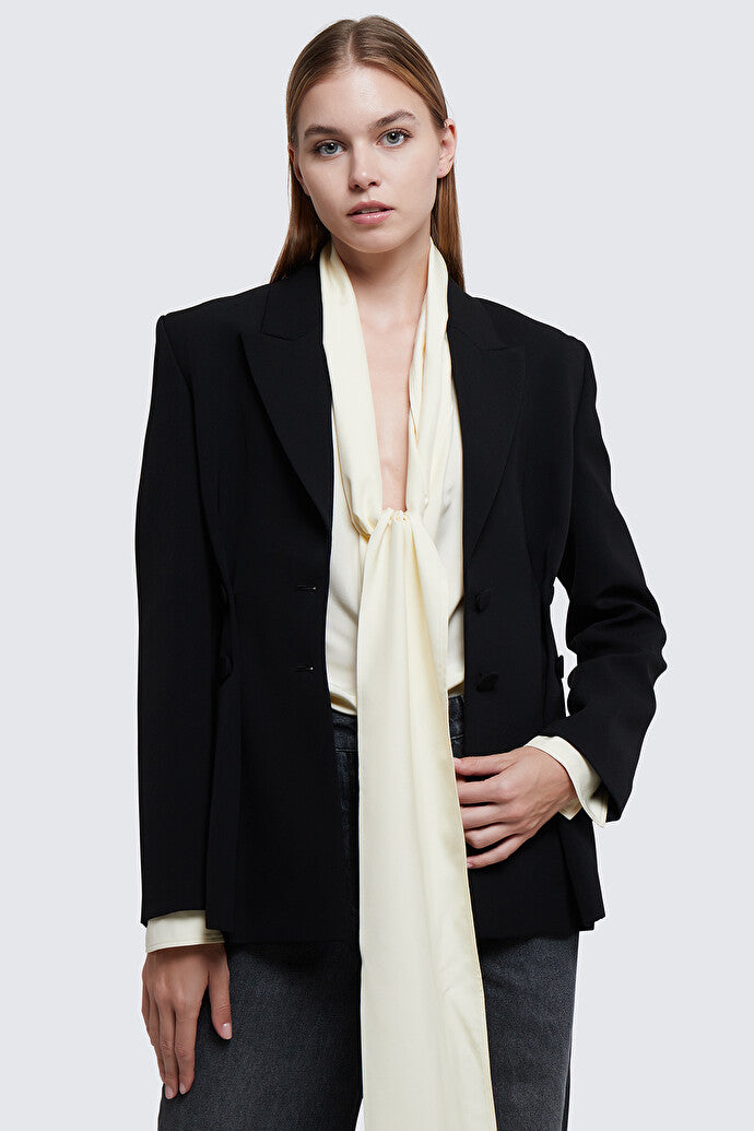 GIVENCHY WOMEN'S BLACK TAILORED BUTTON JACKET