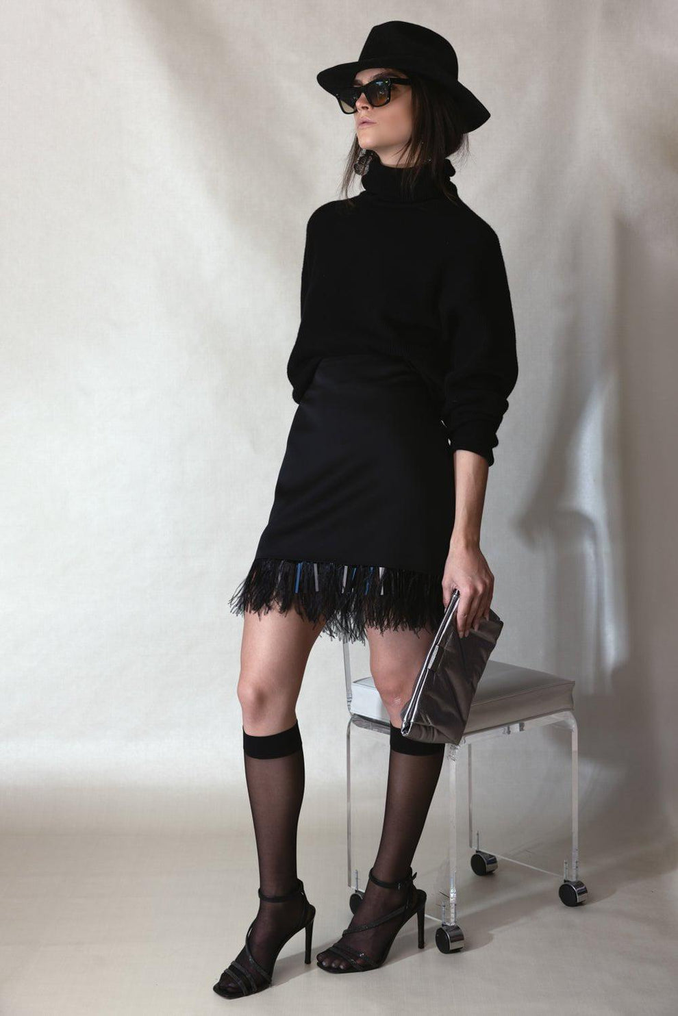 BRUNELLO CUCINELLI WOMEN'S BLACK SKIRT WITH FEATHER TRIM