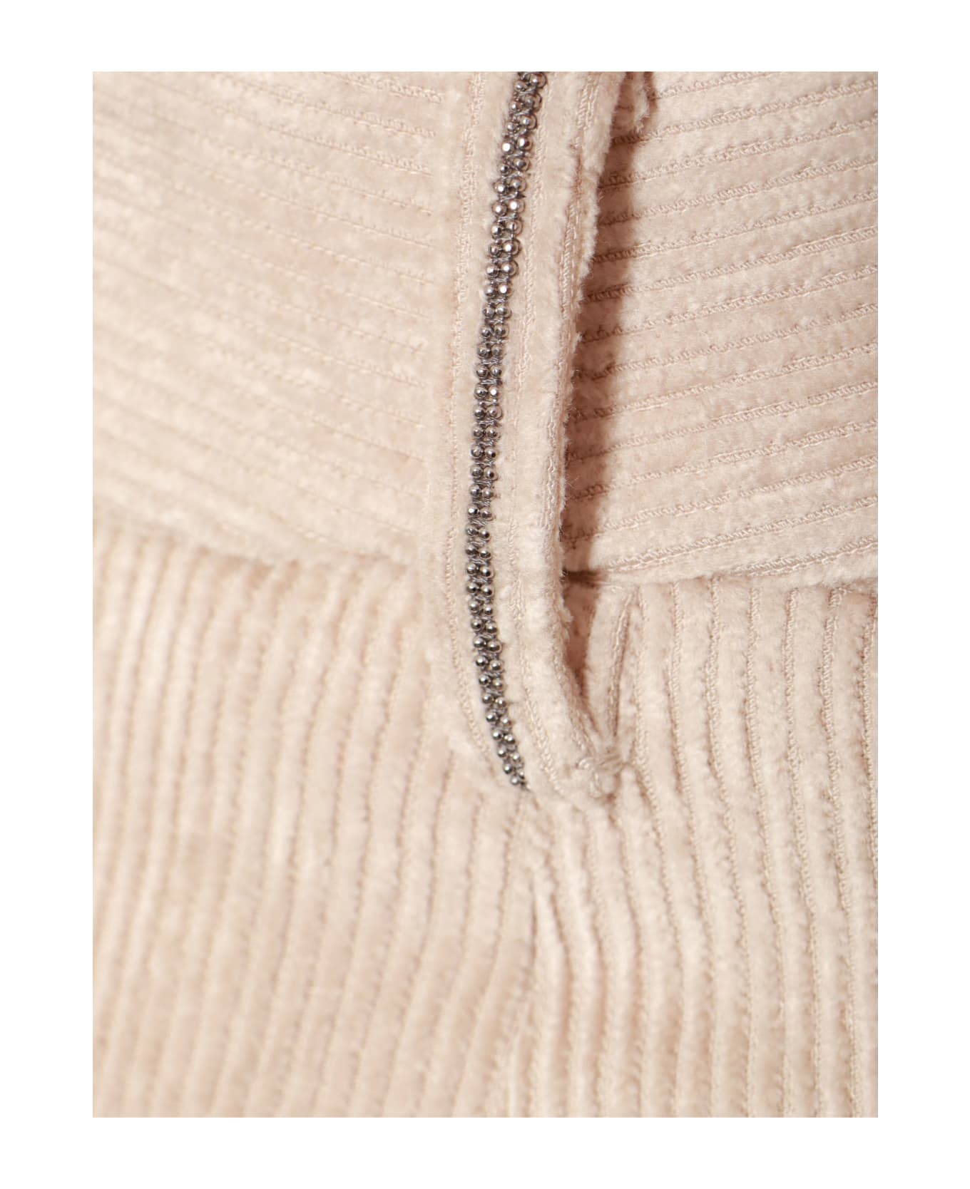 BRUNELLO CUCINELLI WOMEN'S LIGHT BEIGE PLEATED TROUSERS
