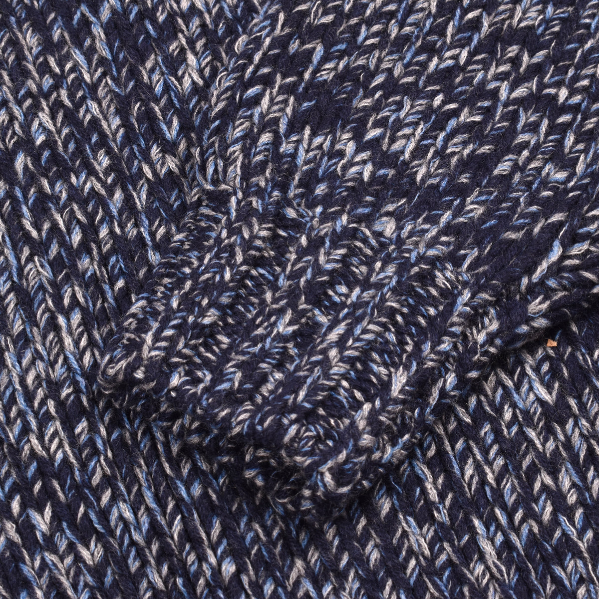 BRUNELLO CUCINELLI MEN'S BLUE CASHMERE TURTLENECK SWEATER
