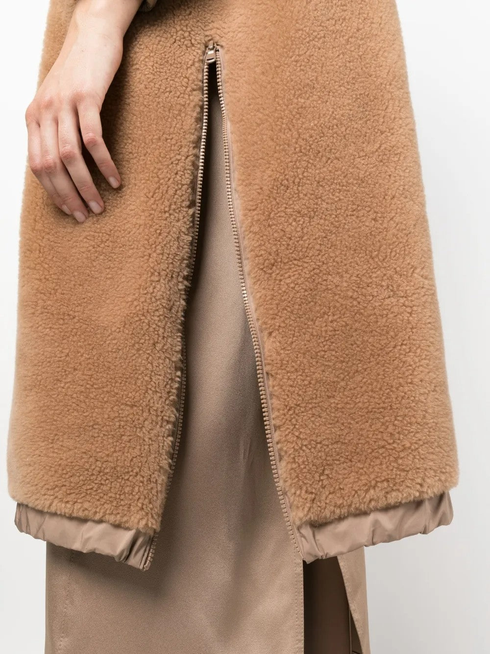 BRUNELLO CUCINELLI WOMEN'S CAMEL OVERSIZED WOOL JACKET
