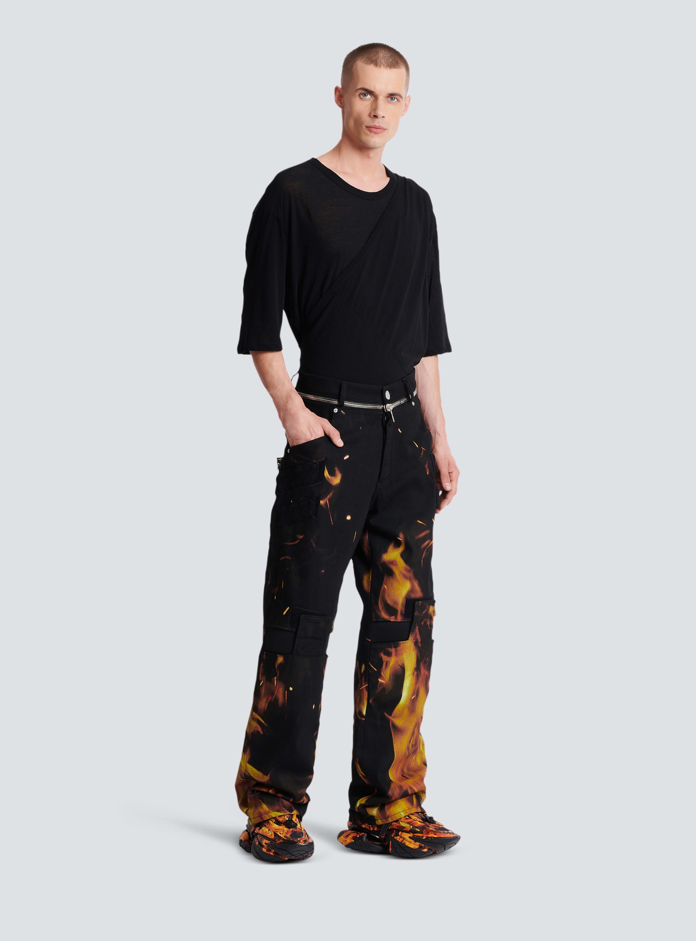 BALMAIN MEN'S KNEEPATCH FIRE PRINTED LOOSE DENIM PANTS NWT