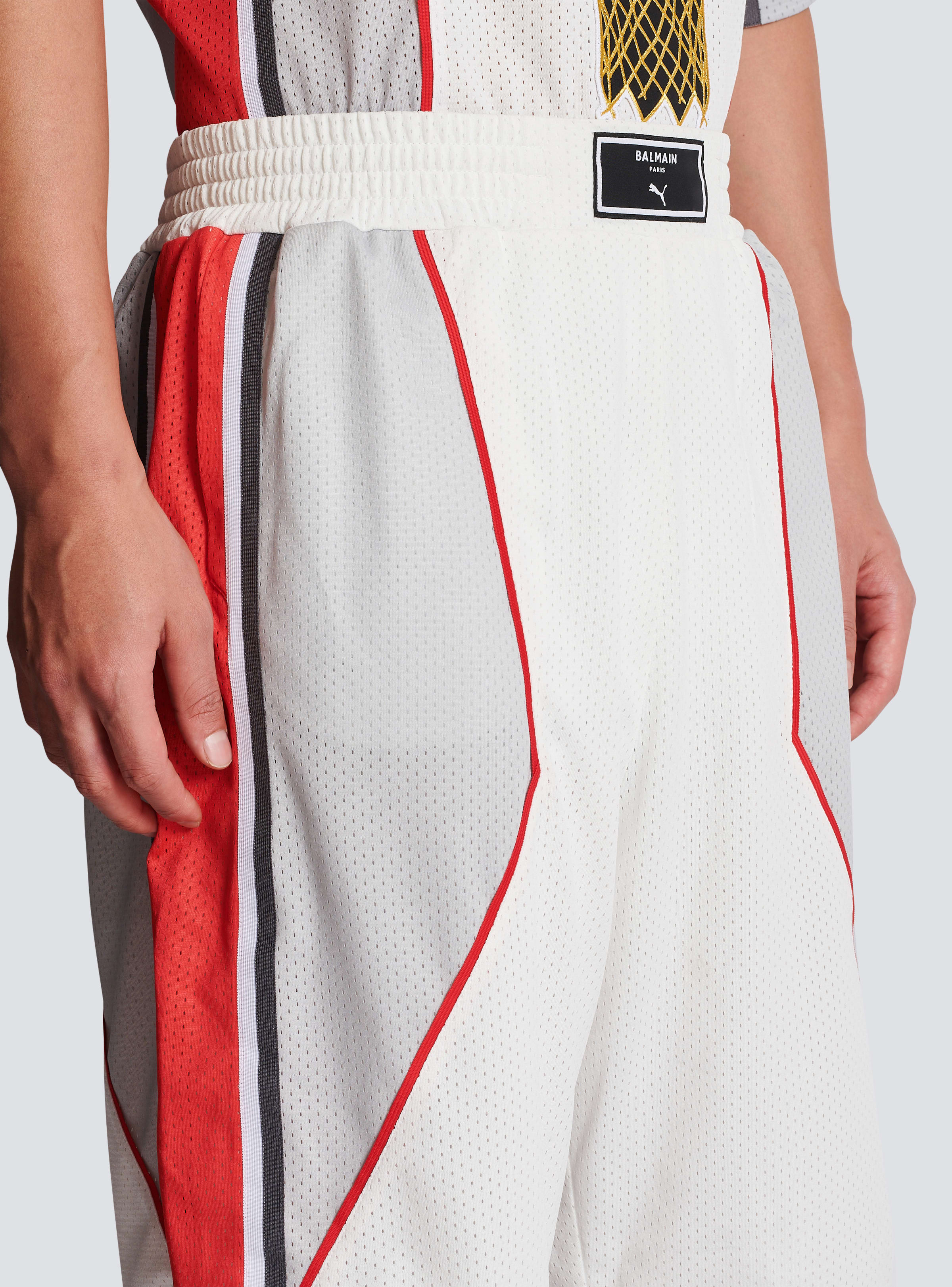 BALMAIN MEN'S WHITE GREY BOXY SPORTS SHORTS