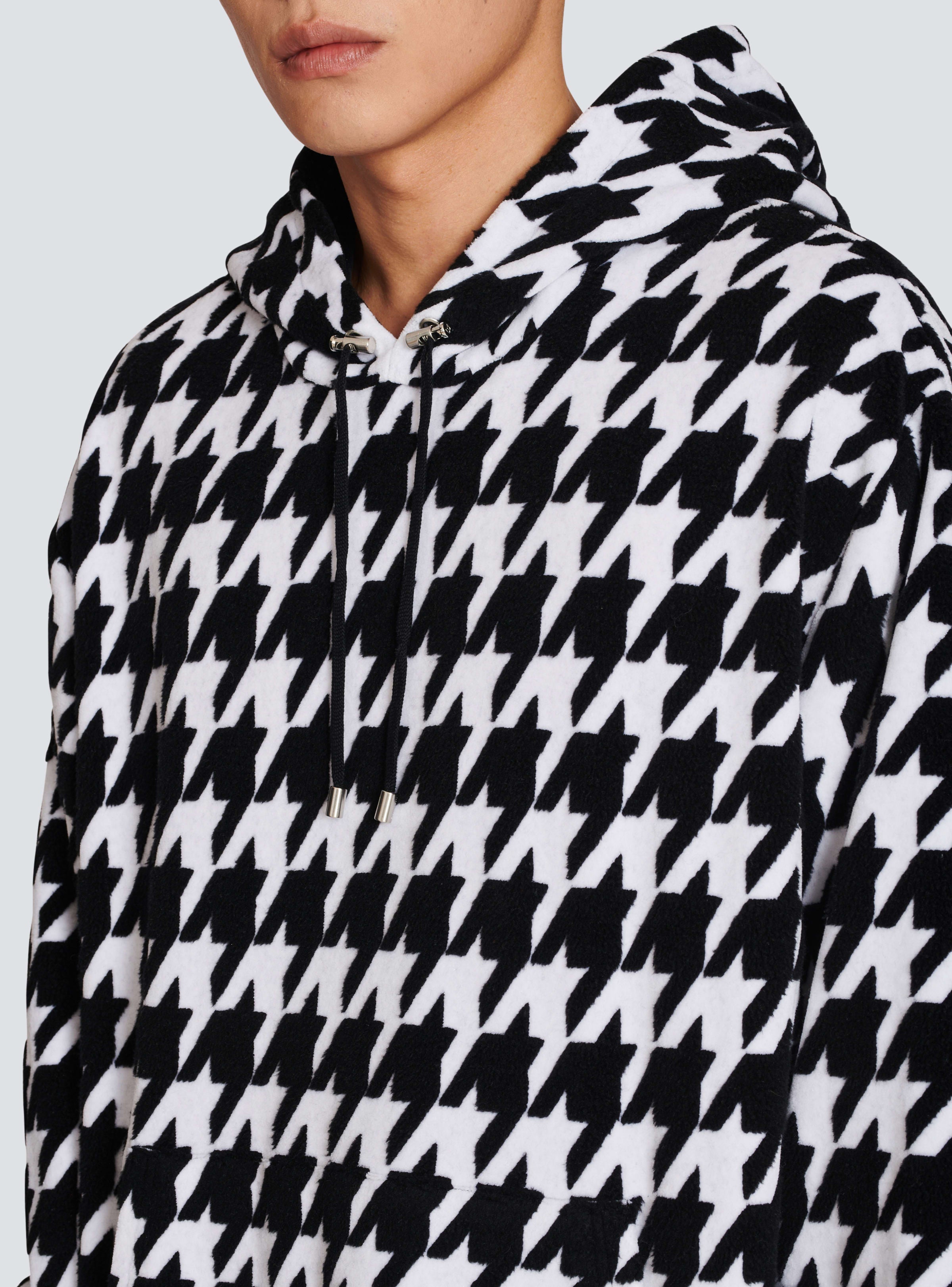 BALMAIN MEN'S BLACK AND WHITE HOUNDSTOOTH OVERSIZED HOODIE