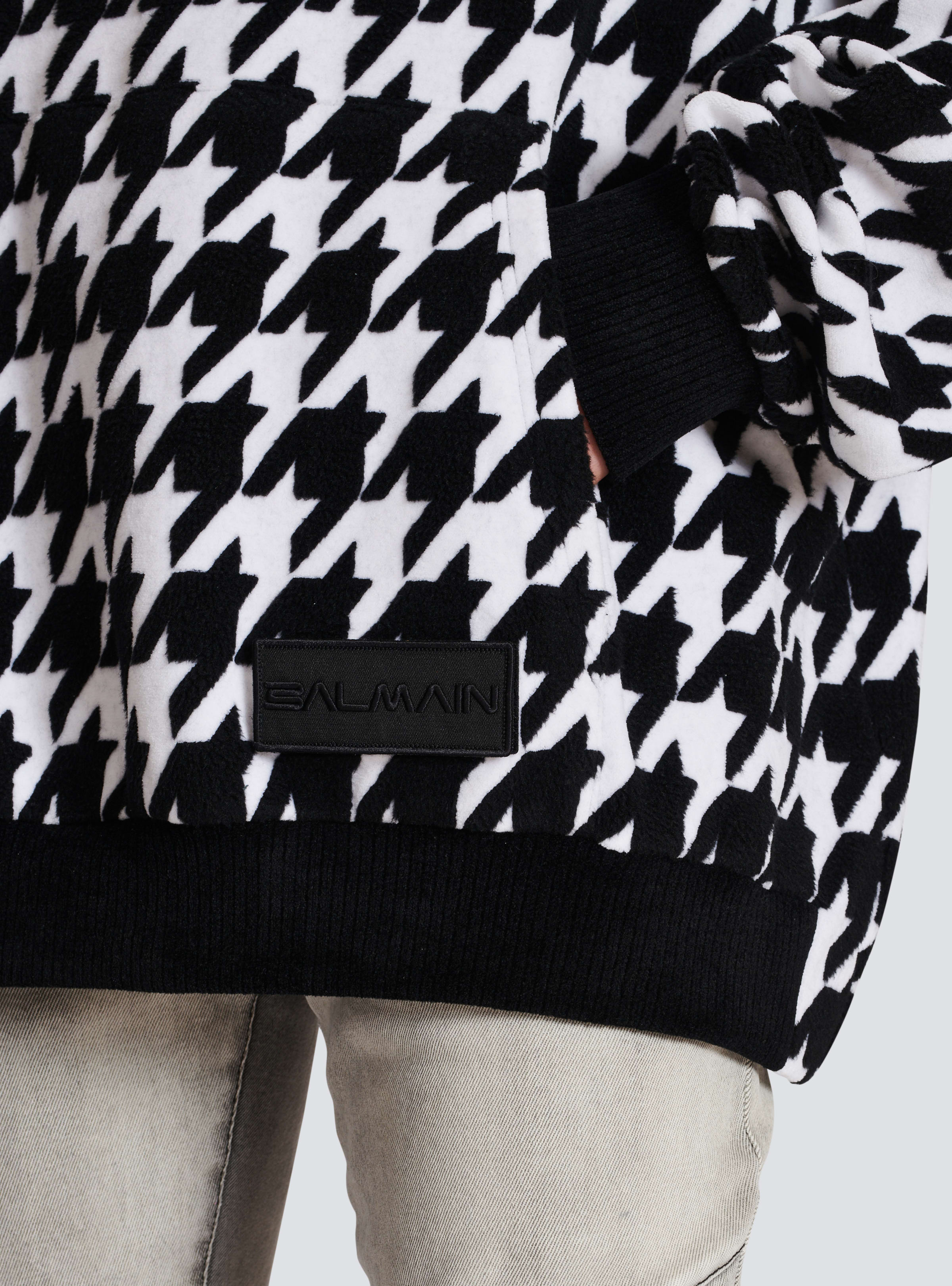 BALMAIN MEN'S BLACK AND WHITE HOUNDSTOOTH OVERSIZED HOODIE