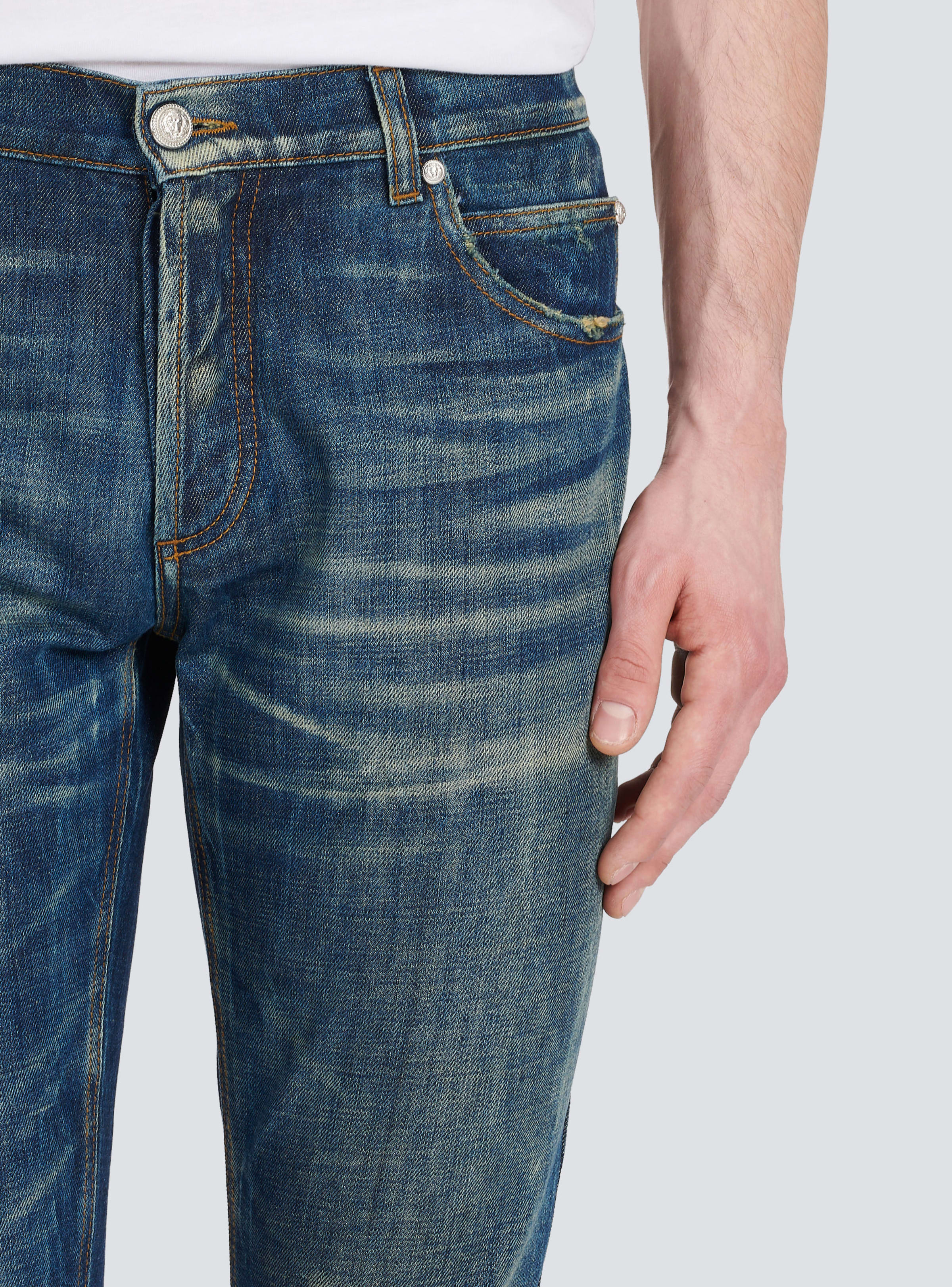 BALMAIN MEN'S BLUE STONEWASH SLIM JEANS