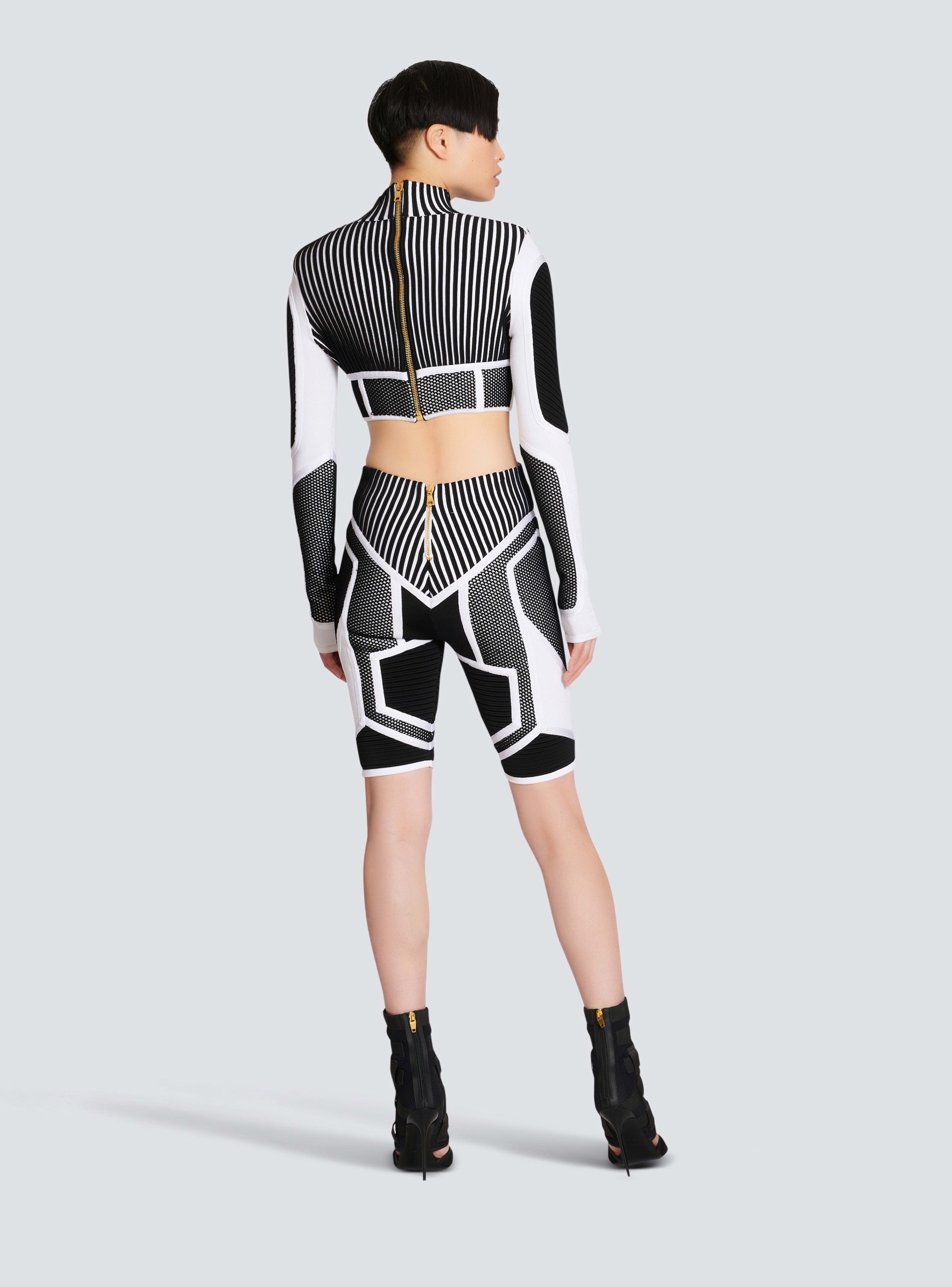 BALMAIN WOMEN'S BLACK AND WHITE KNIT MESH CROPPED TOP