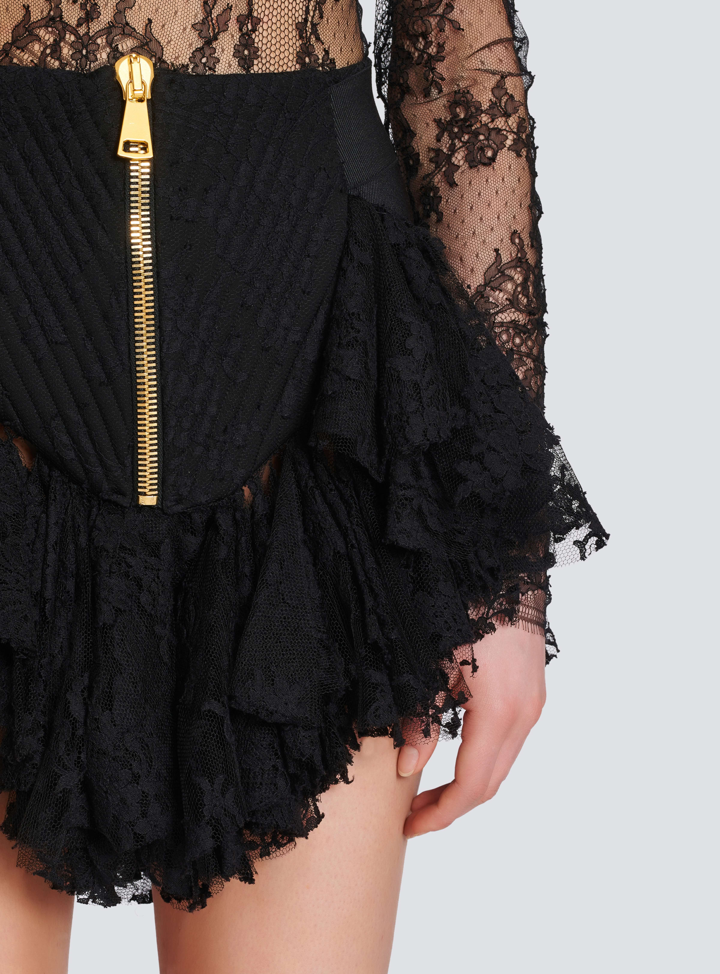 BALMAIN WOMEN'S SHORT ZIPPED SKIRT WITH LACE RUFFLES NWT