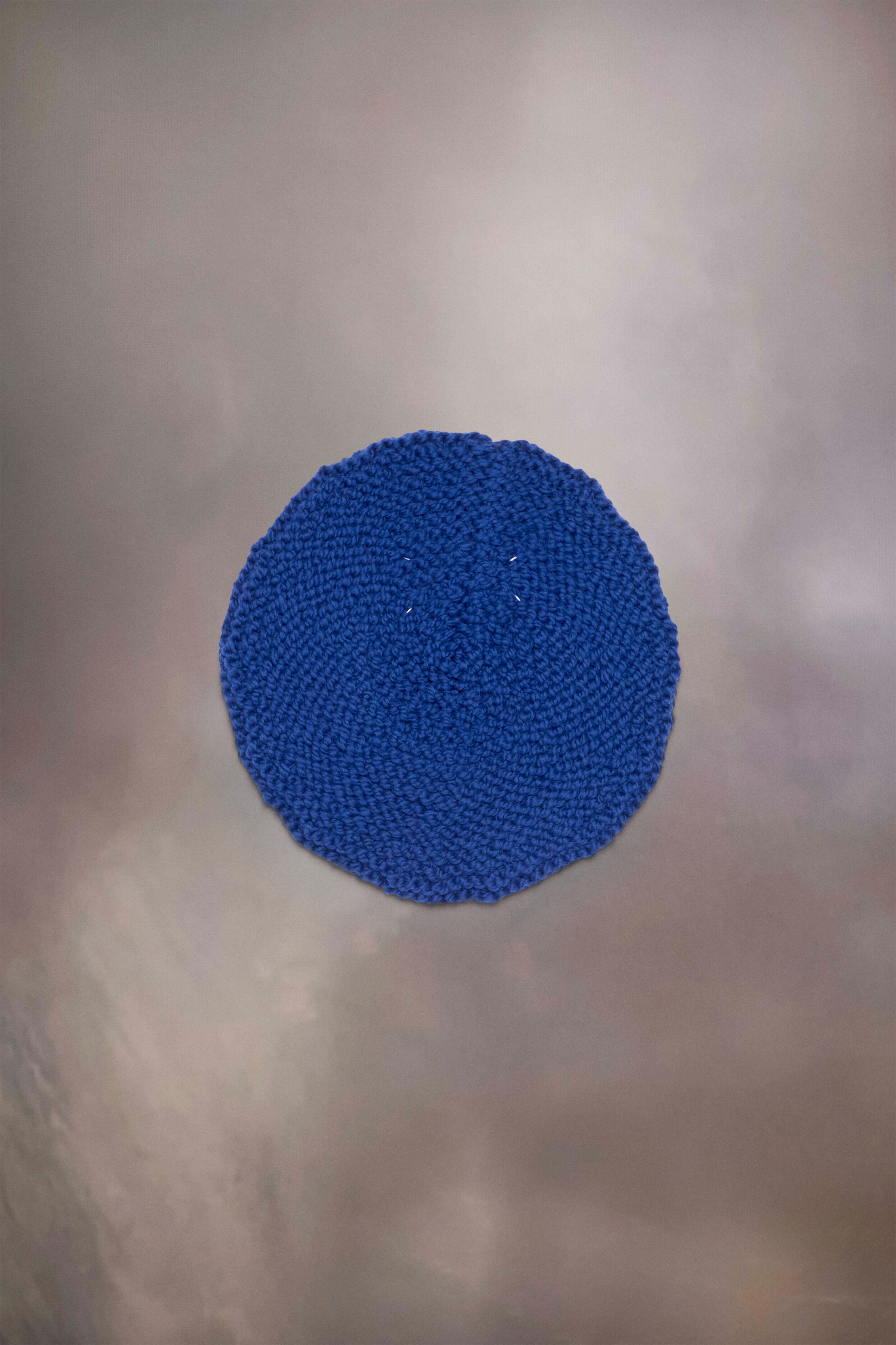 MAISON MARGIELA MEN'S BLUE KNITTED BERET