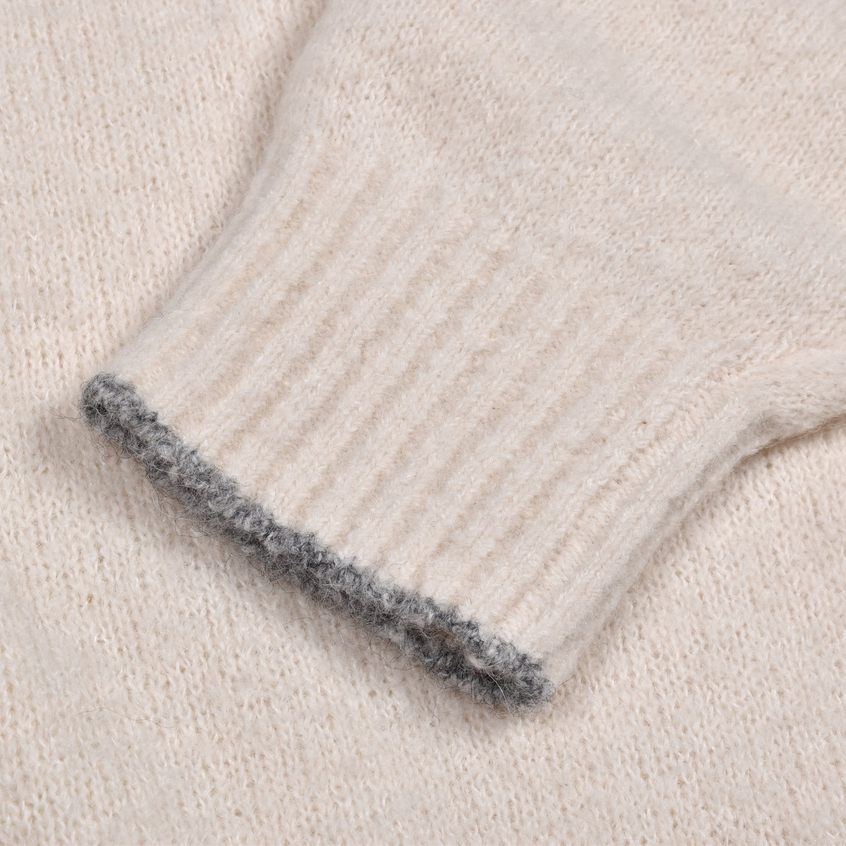 BRUNELLO CUCINELLI MEN'S OFF WHITE WOOL BLEND TURTLENECK SWEATER