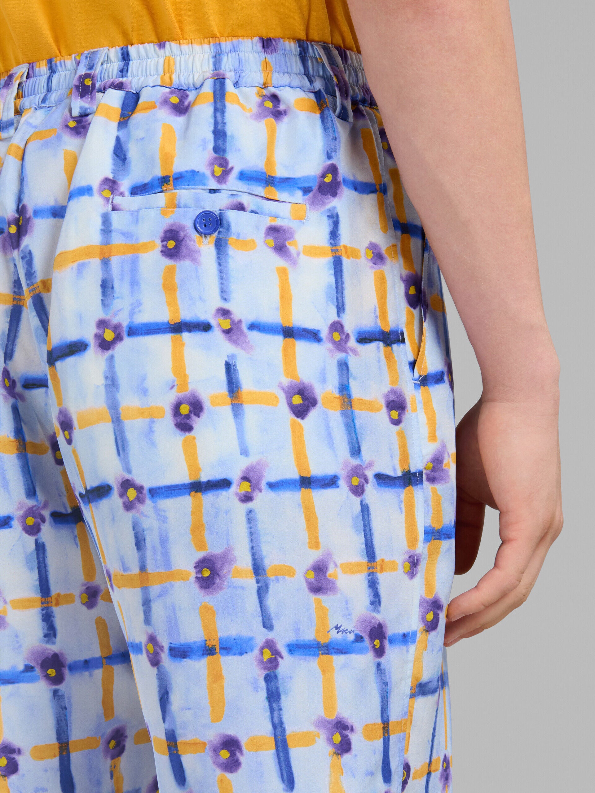 MARNI MEN'S LIGHT BLUE PATTERNED TAILORED SHORTS