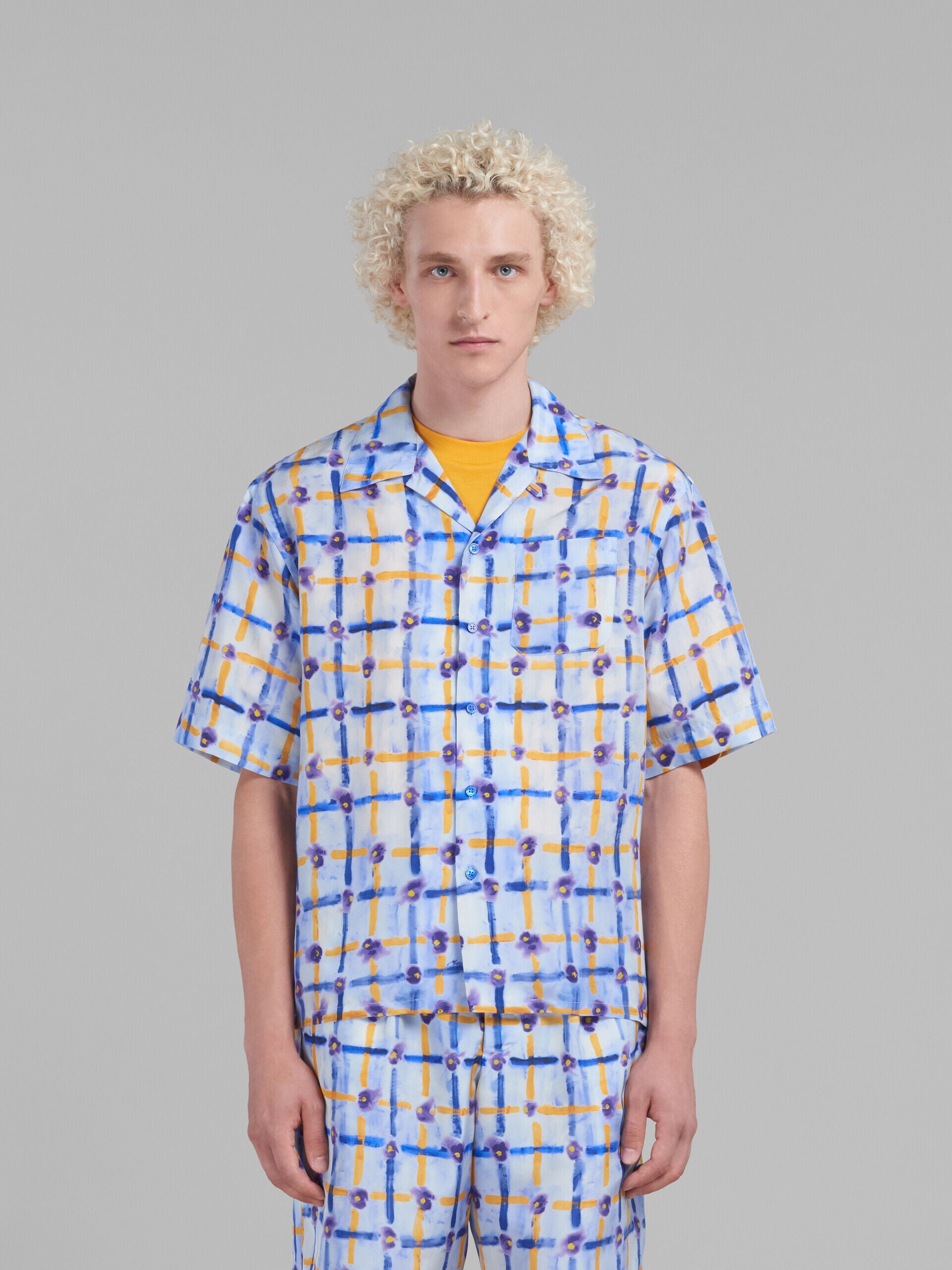 MARNI MEN'S LIGHT BLUE PATTERNED SHORT-SLEEVE SHIRT