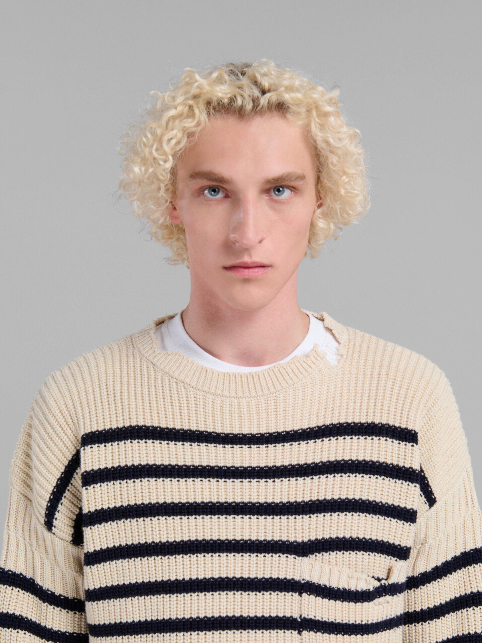 MARNI MEN'S STRIPED KNIT SWEATER WITH POCKET