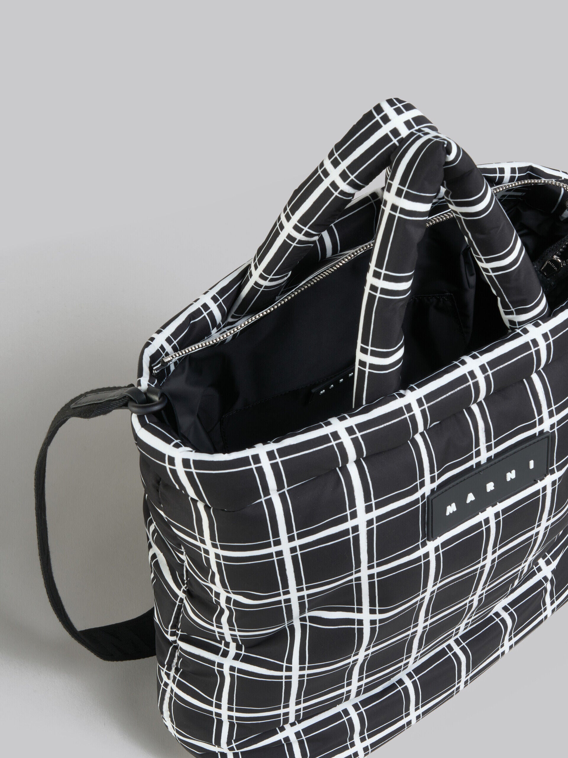 MARNI WOMEN'S BLACK PLAID PADDED TOTE BAG