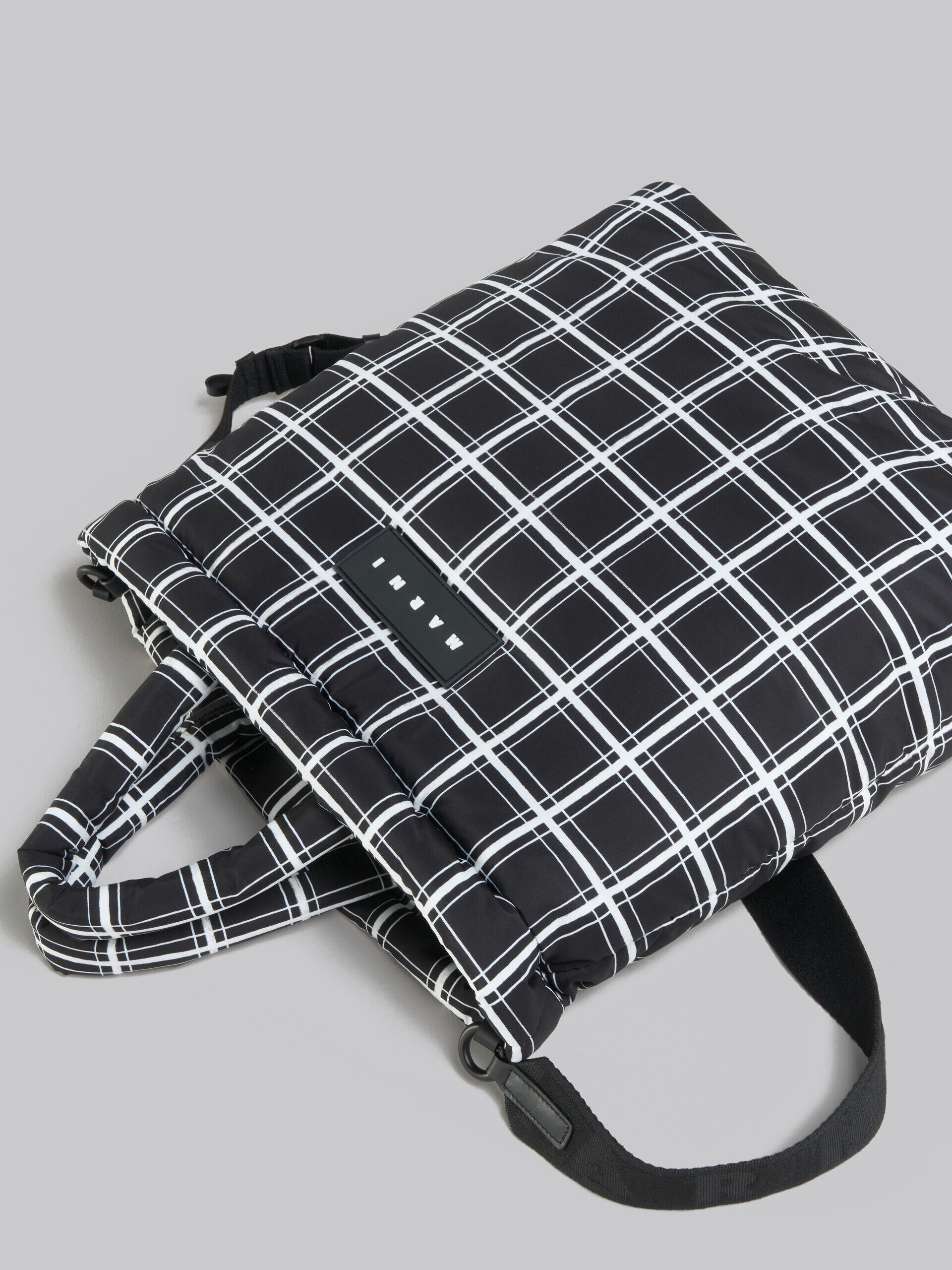 MARNI WOMEN'S BLACK PLAID PADDED TOTE BAG
