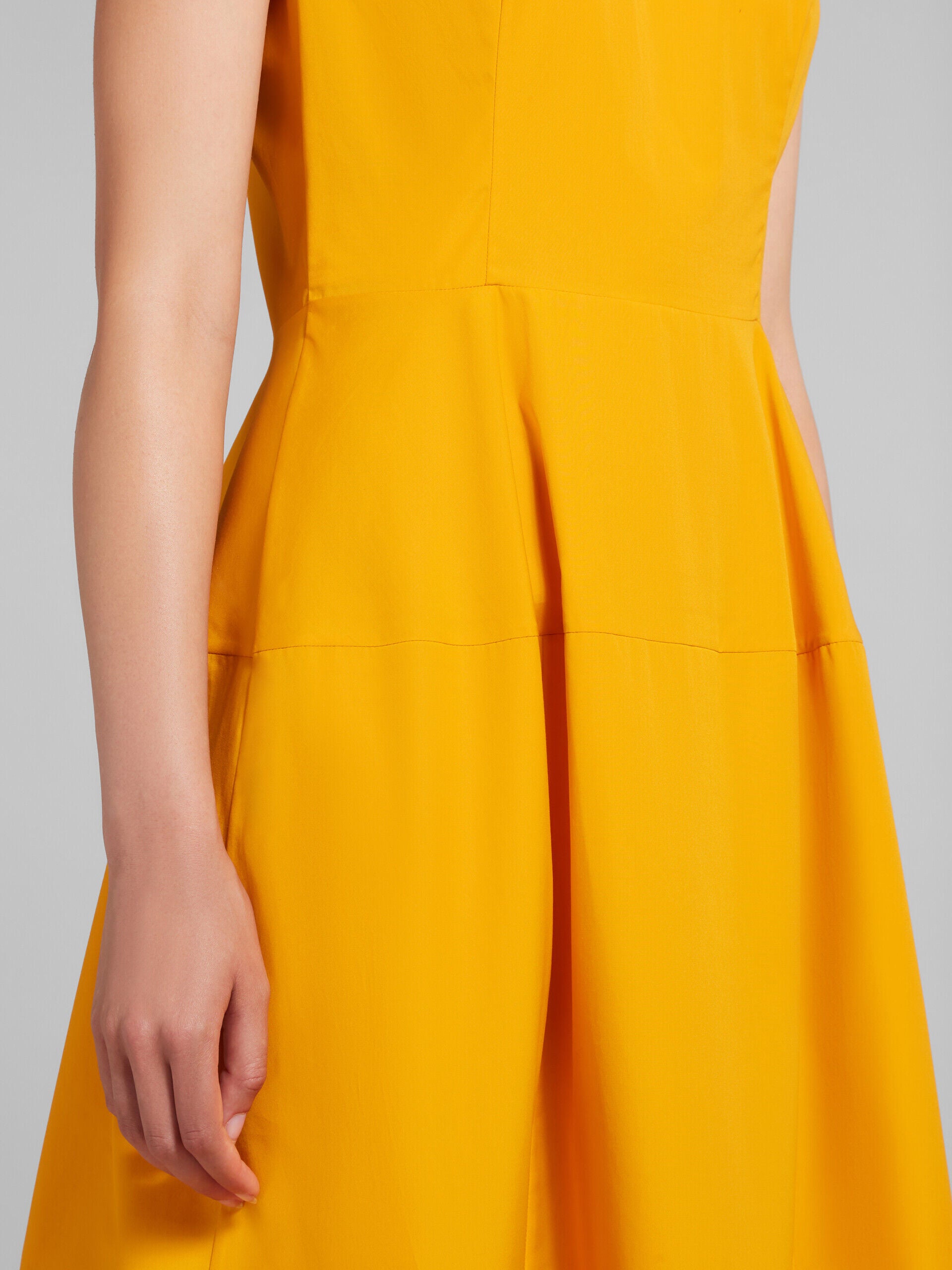 MARNI WOMEN'S LIGHT ORANGE SLEEVELESS MIDI DRESS