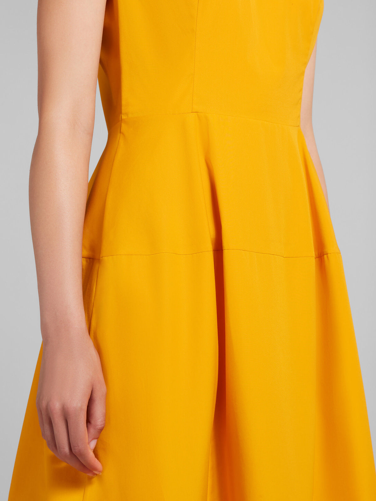 MARNI WOMEN'S LIGHT ORANGE SLEEVELESS MIDI DRESS
