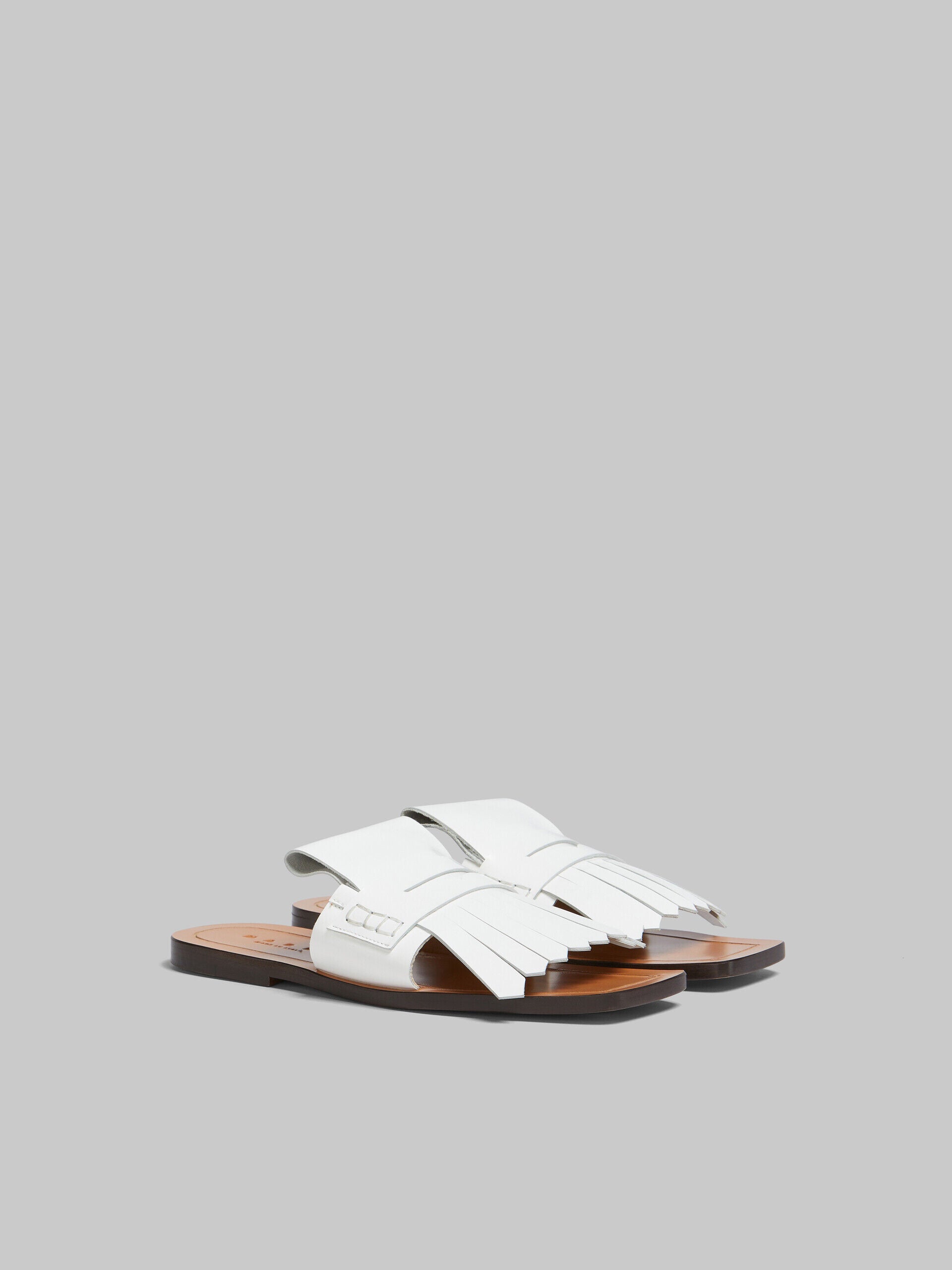 MARNI WOMEN'S WHITE LEATHER TASSEL SLIDES